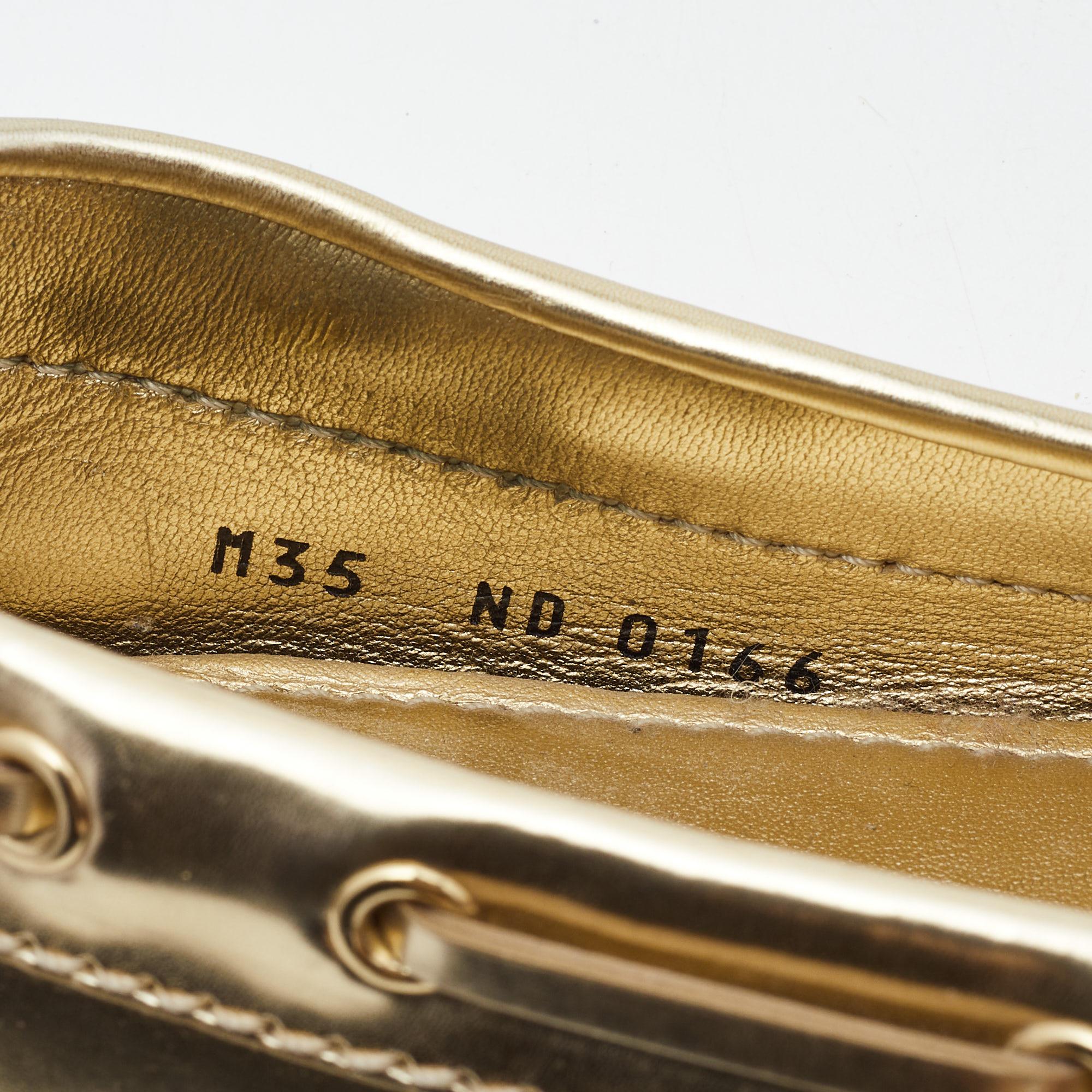 Louis Vuitton Pelle Oro Gloria  Dimensioni dei mocassini  35 in vendita 4