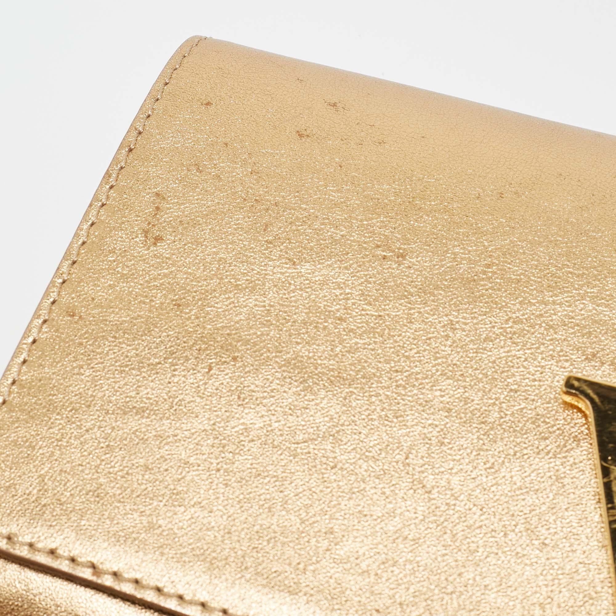 Louis Vuitton Gold Leather Louise Clutch 2