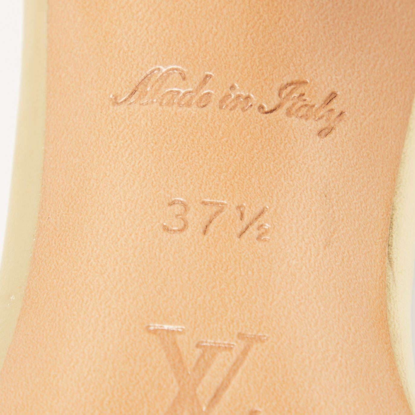 Women's Louis Vuitton Gold Leather Revival Slide Sandals Size 37.5