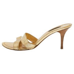 Sandalias de piel dorada Louis Vuitton talla 40.5