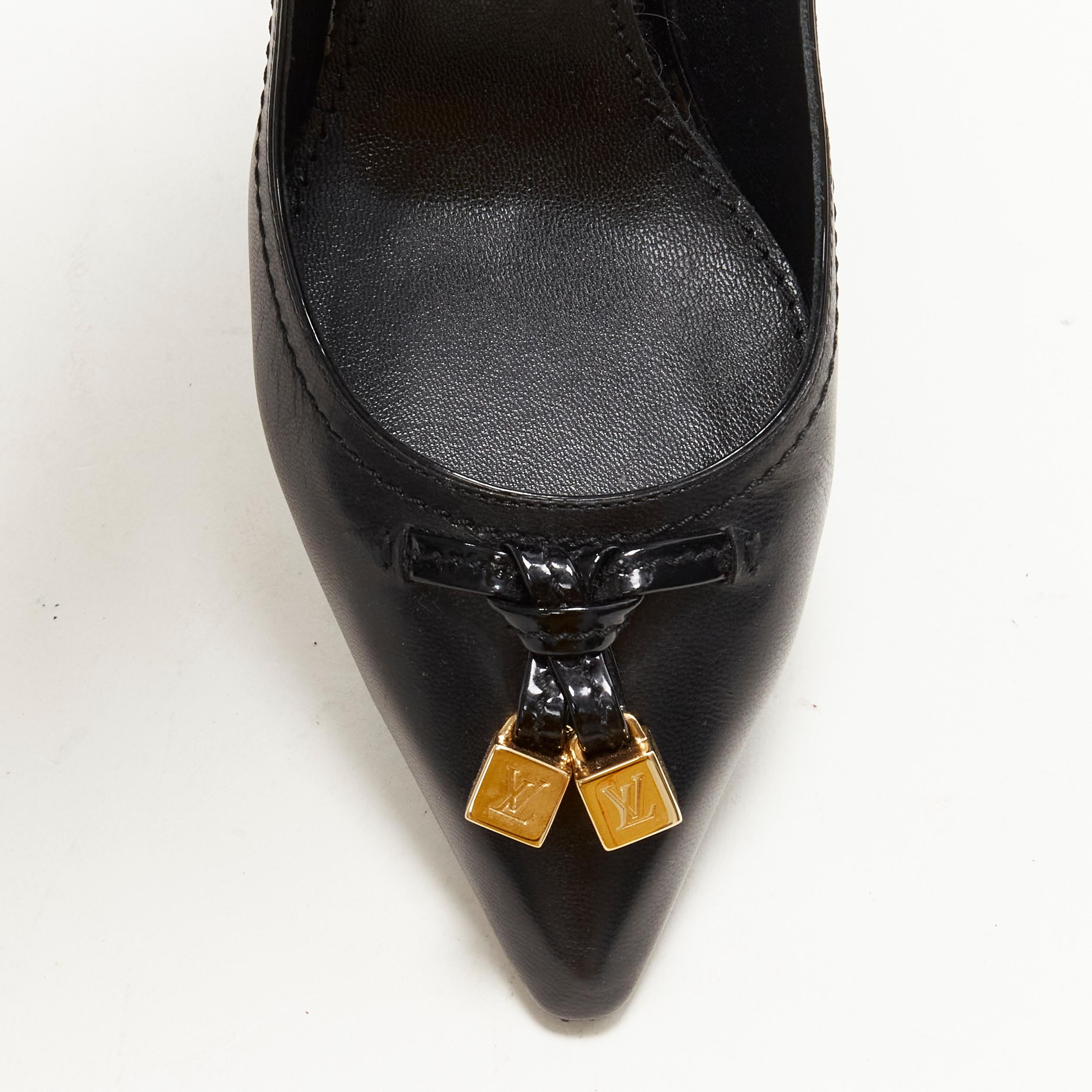 LOUIS VUITTON gold LV dice charm black leather mid heel pump EU36.5 For Sale 1
