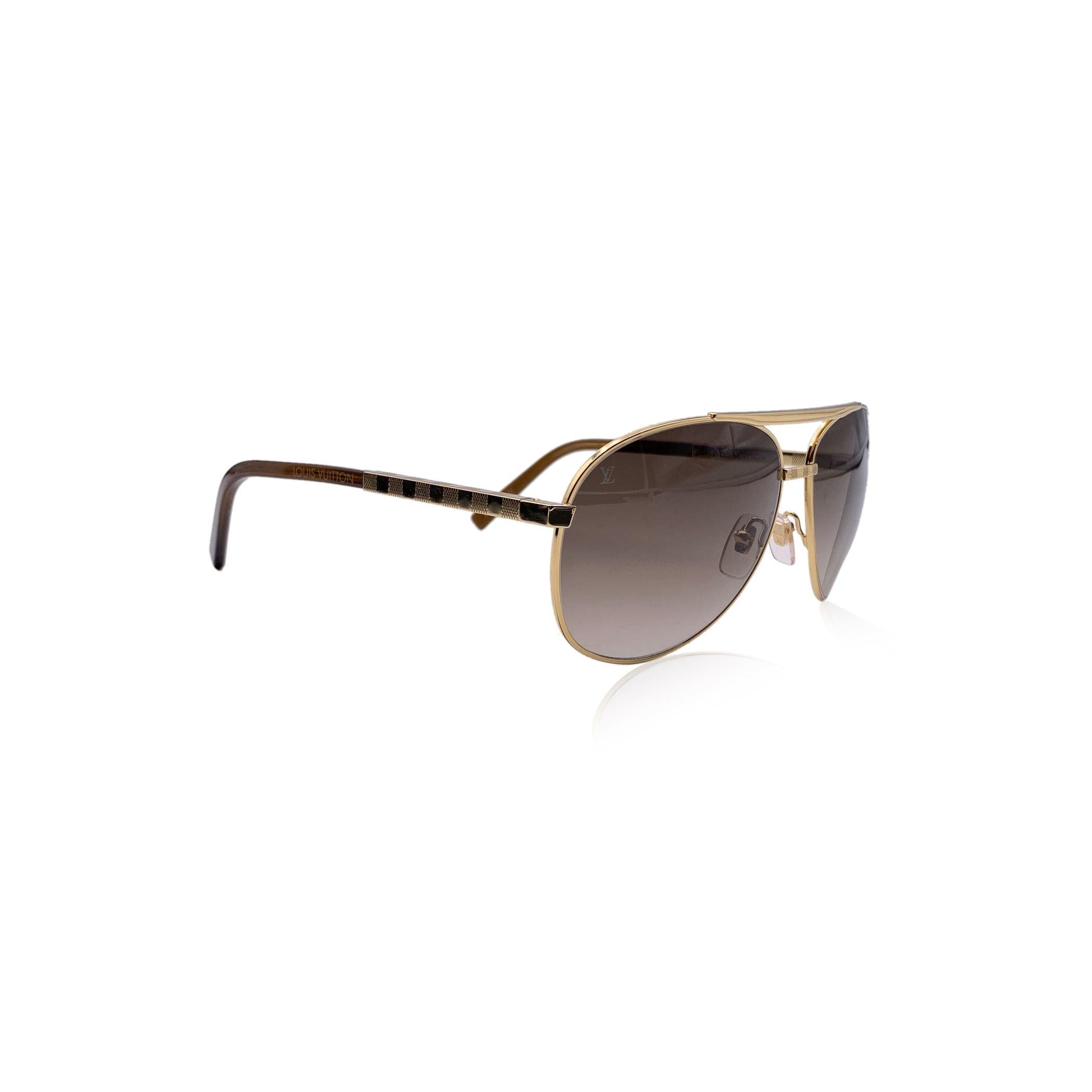 Gray Louis Vuitton Gold Metal Altitude Aviator Z0339U Sunglasses 61/14