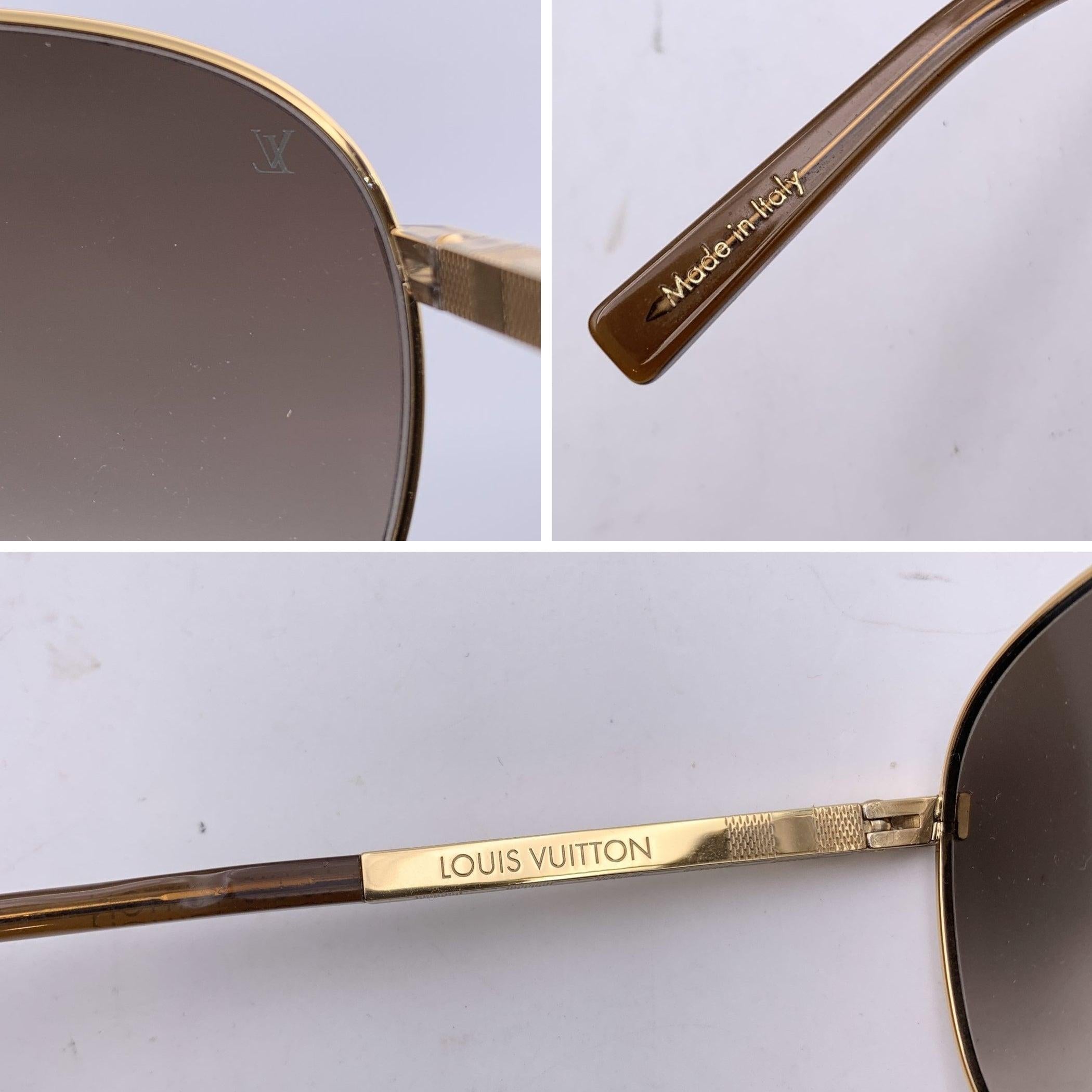 Louis Vuitton Gold Metal Altitude Aviator Z0339U Sunglasses 61/14 In Excellent Condition In Rome, Rome