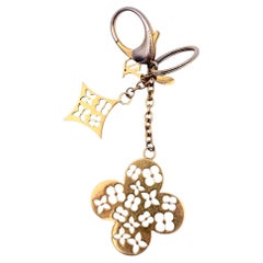 Louis Vuitton Gold Metal Fleur de Monogram Keychain Bag Charm