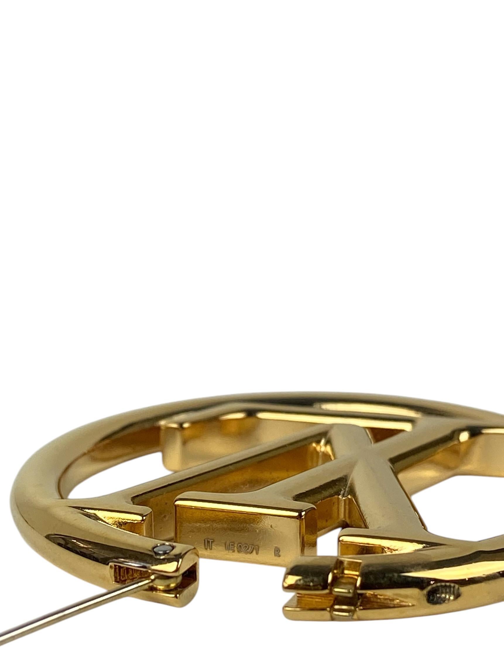 Louis Vuitton - Créoles Louise en métal doré en vente 1