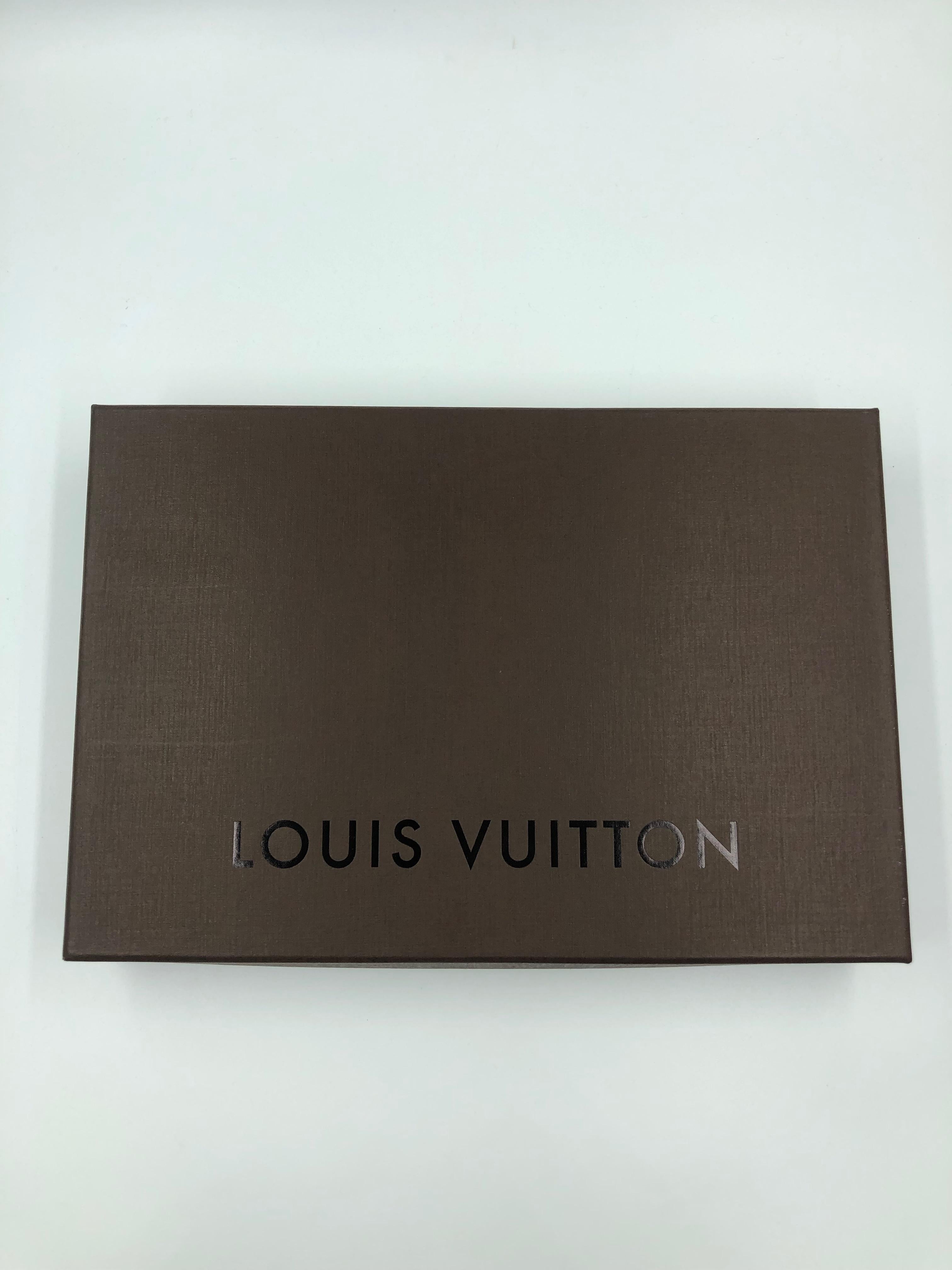 Louis Vuitton Collier en métal doré collection défilé Marc Jacobs en vente 6