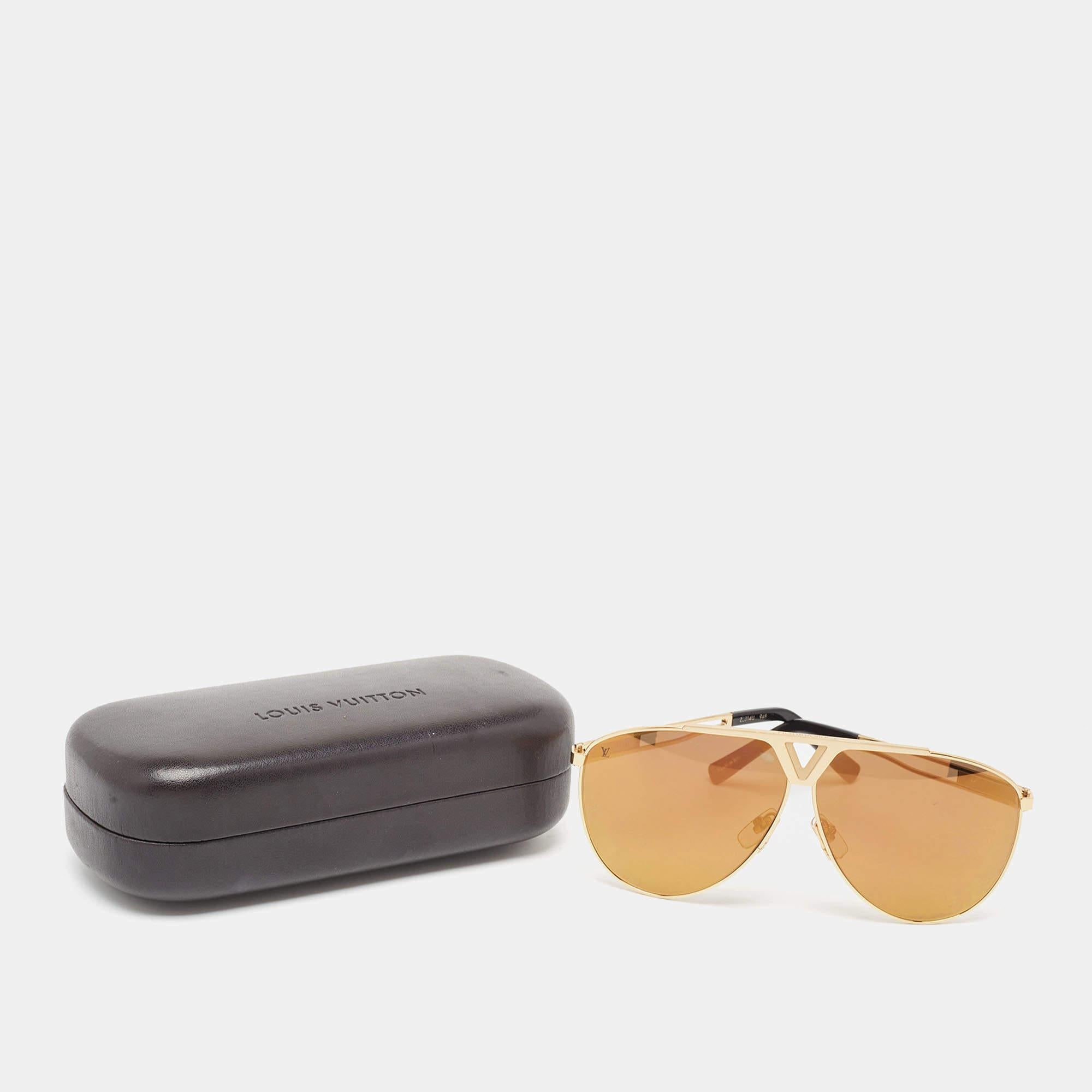 Louis Vuitton Gold Mirrored Z2314U Tonca Pilot Sunglasses For Sale 2