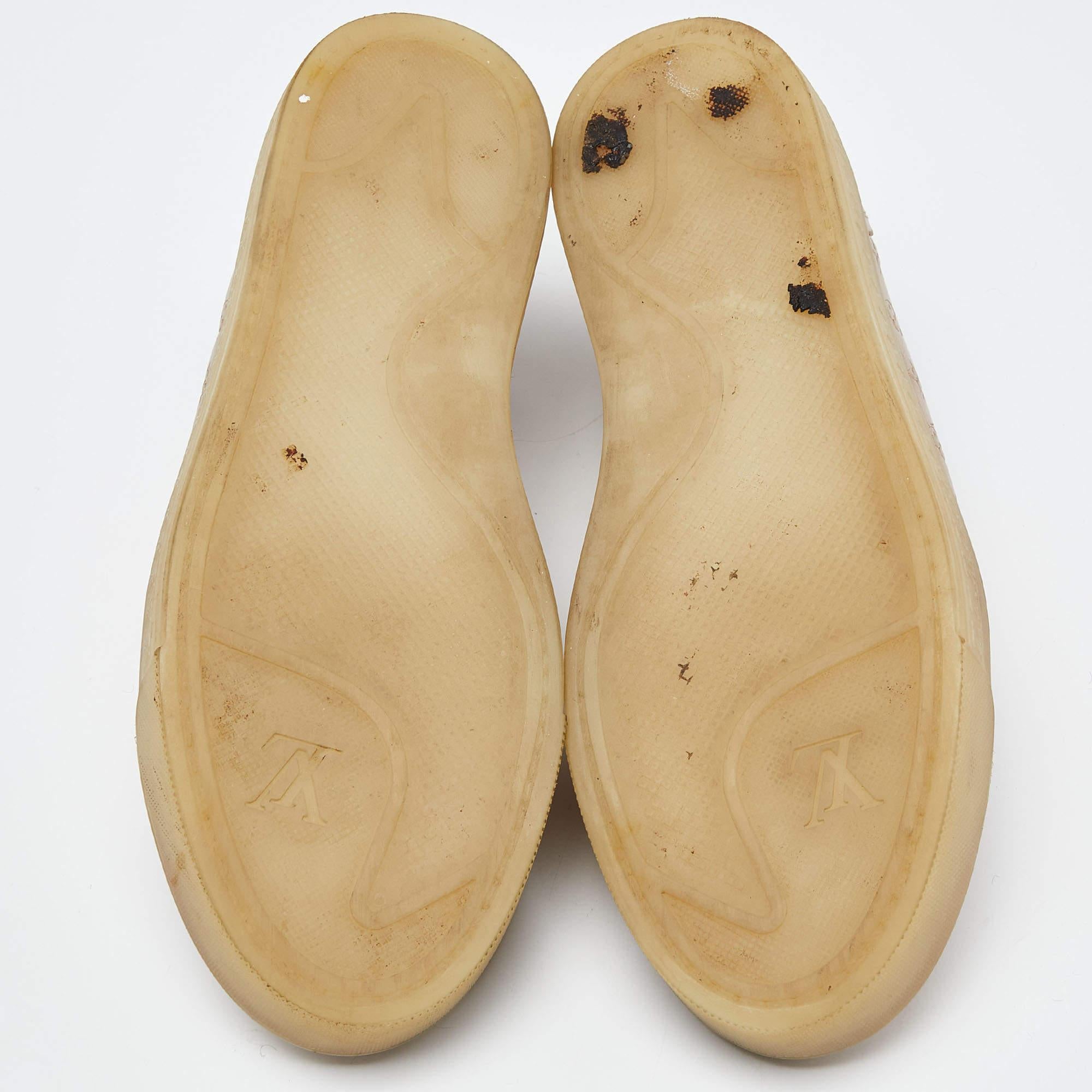 Louis Vuitton Gold Monogram Leather Sneakers Size 39 4