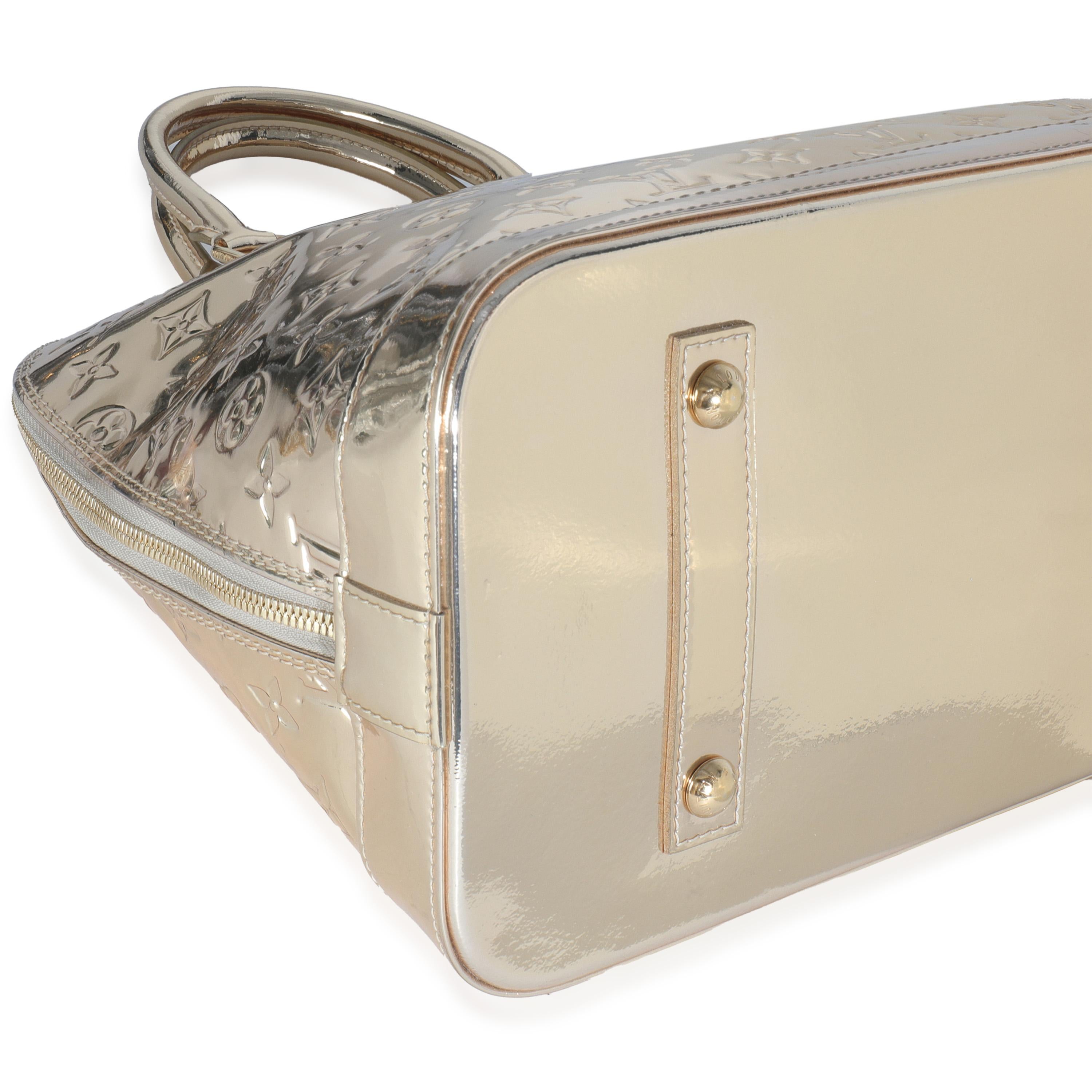 Louis Vuitton Gold Monogram Miroir Alma GM en vente 1