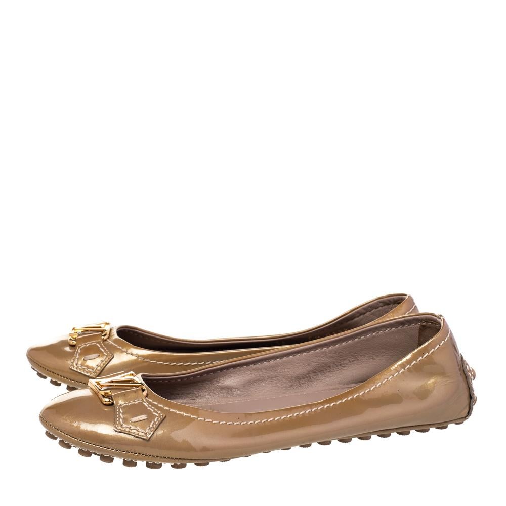 Louis Vuitton Gold Patent Leather Oxford Ballet Flats Size 36 For Sale 1