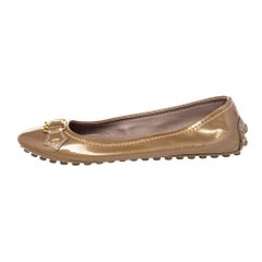 Louis Vuitton Bailarinas Oxford de charol dorado talla 36