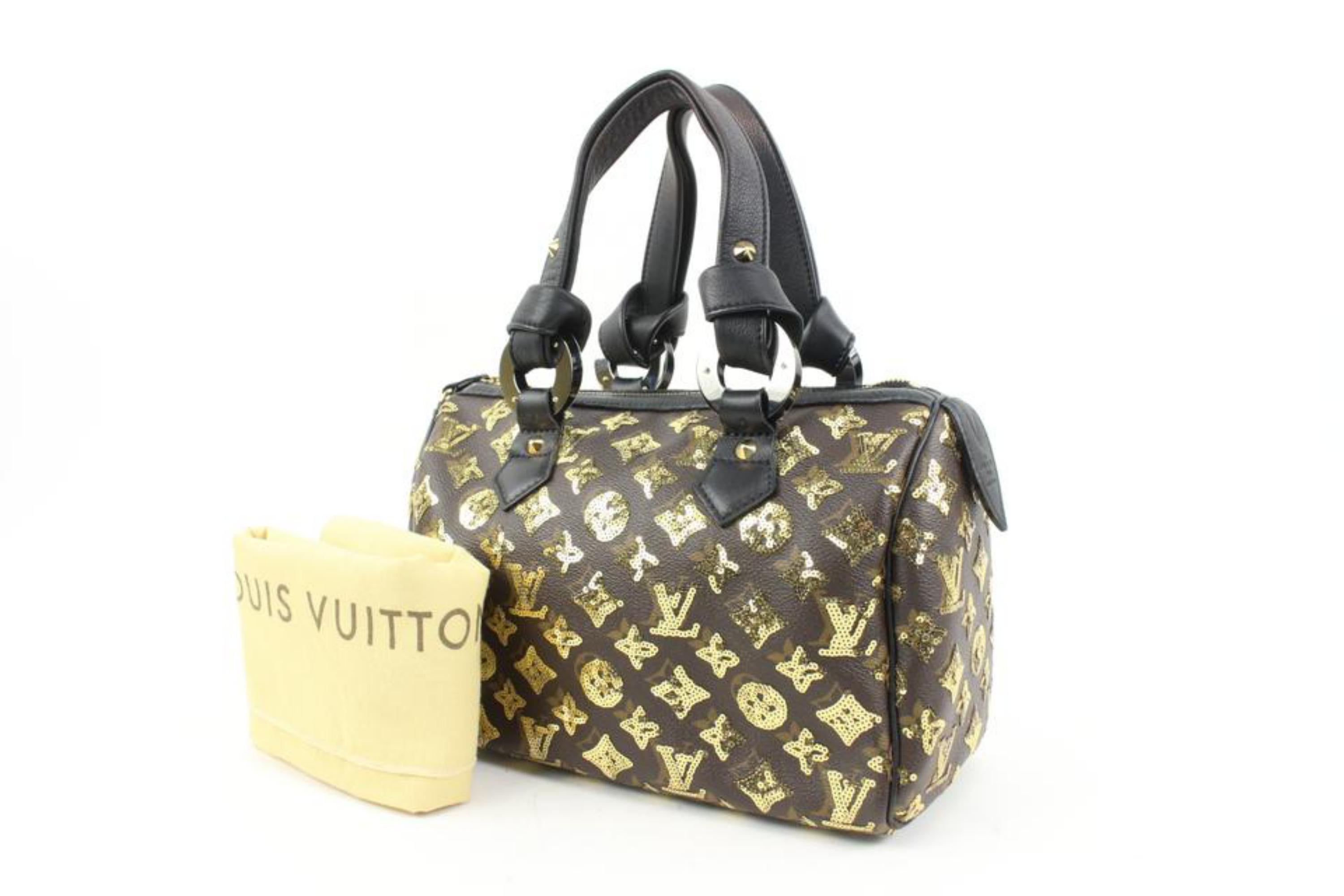 Louis Vuitton Gold Sequin Monogram Eclipse Speedy 28 s210lv60
Date Code/Serial Number: VI2009
Made In: France
Measurements: Length:  11