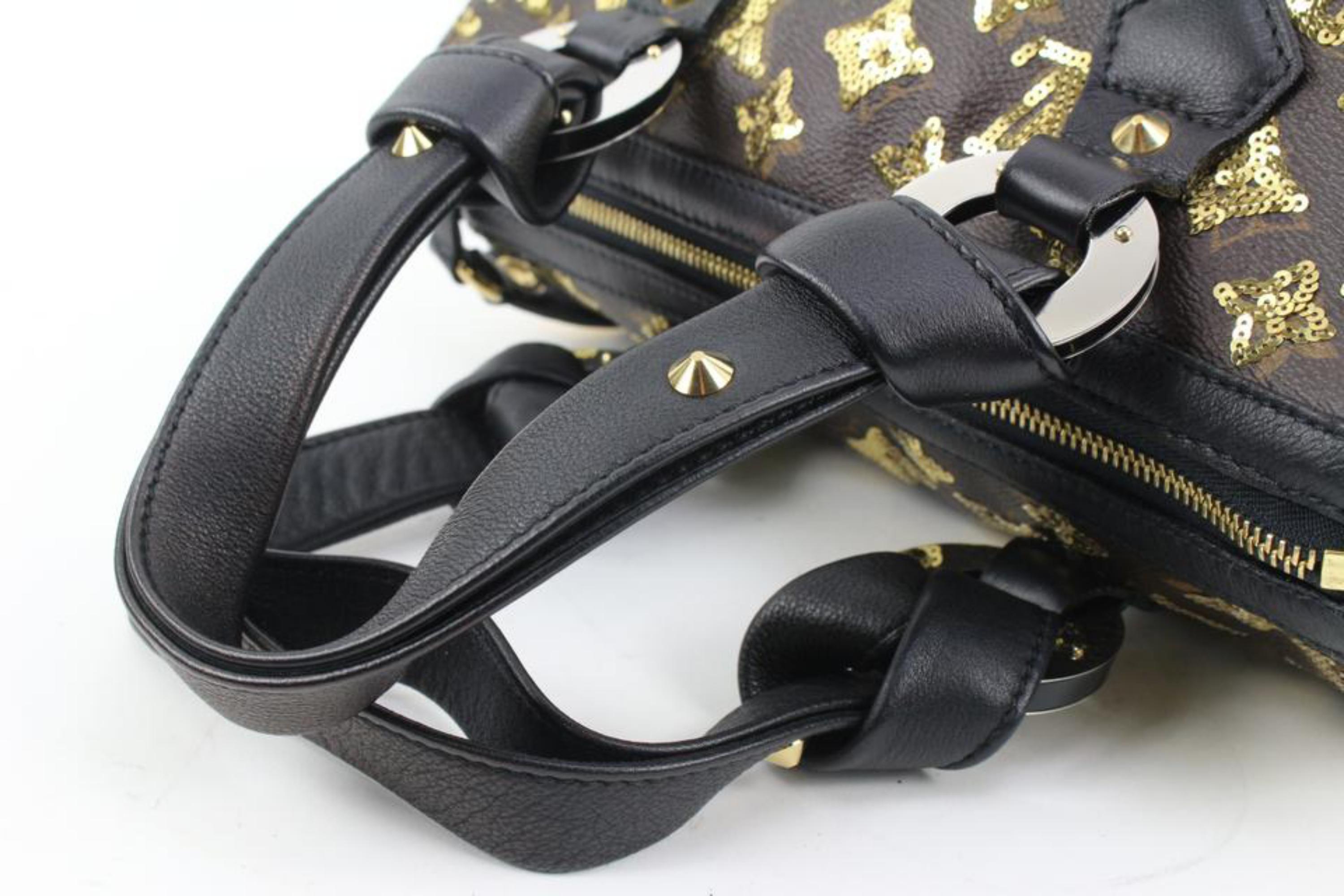 Louis Vuitton Gold Sequin Monogram Eclipse Speedy 28 s210lv60 In Excellent Condition In Dix hills, NY