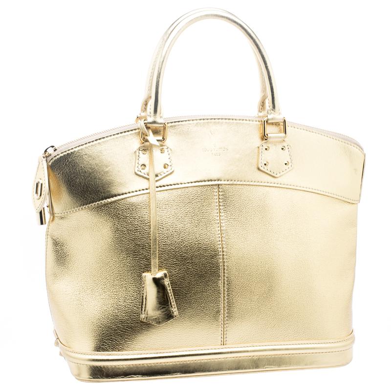 Louis Vuitton Gold Suhali Leather Lockit MM Bag In Good Condition In Dubai, Al Qouz 2