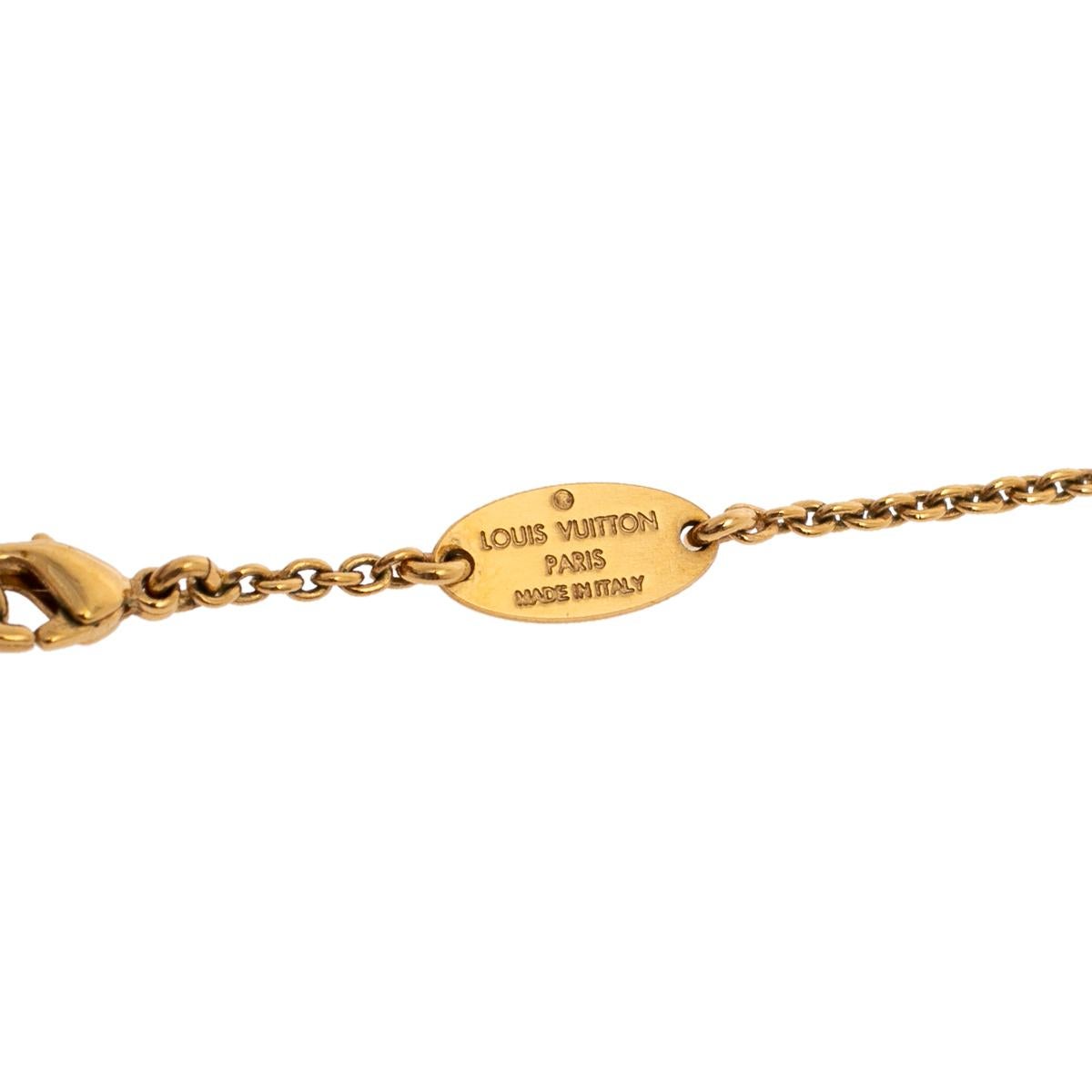 Contemporary Louis Vuitton Gold Tone Essential V Necklace