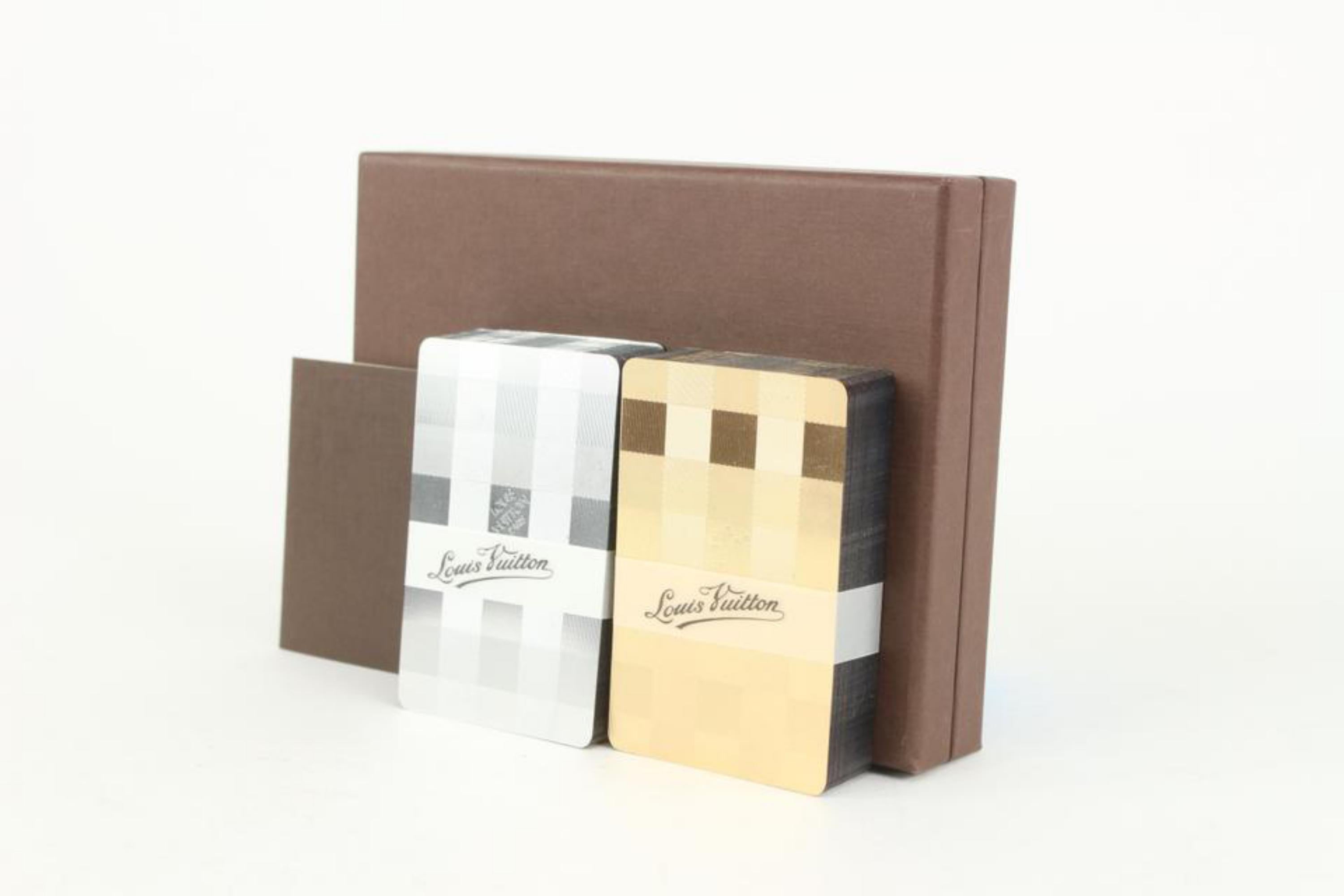 Louis Vuitton Gold x Silver Metallic Damier Playing Cards Poker Bridge 1115lv24
Measurements: Length:  2.1