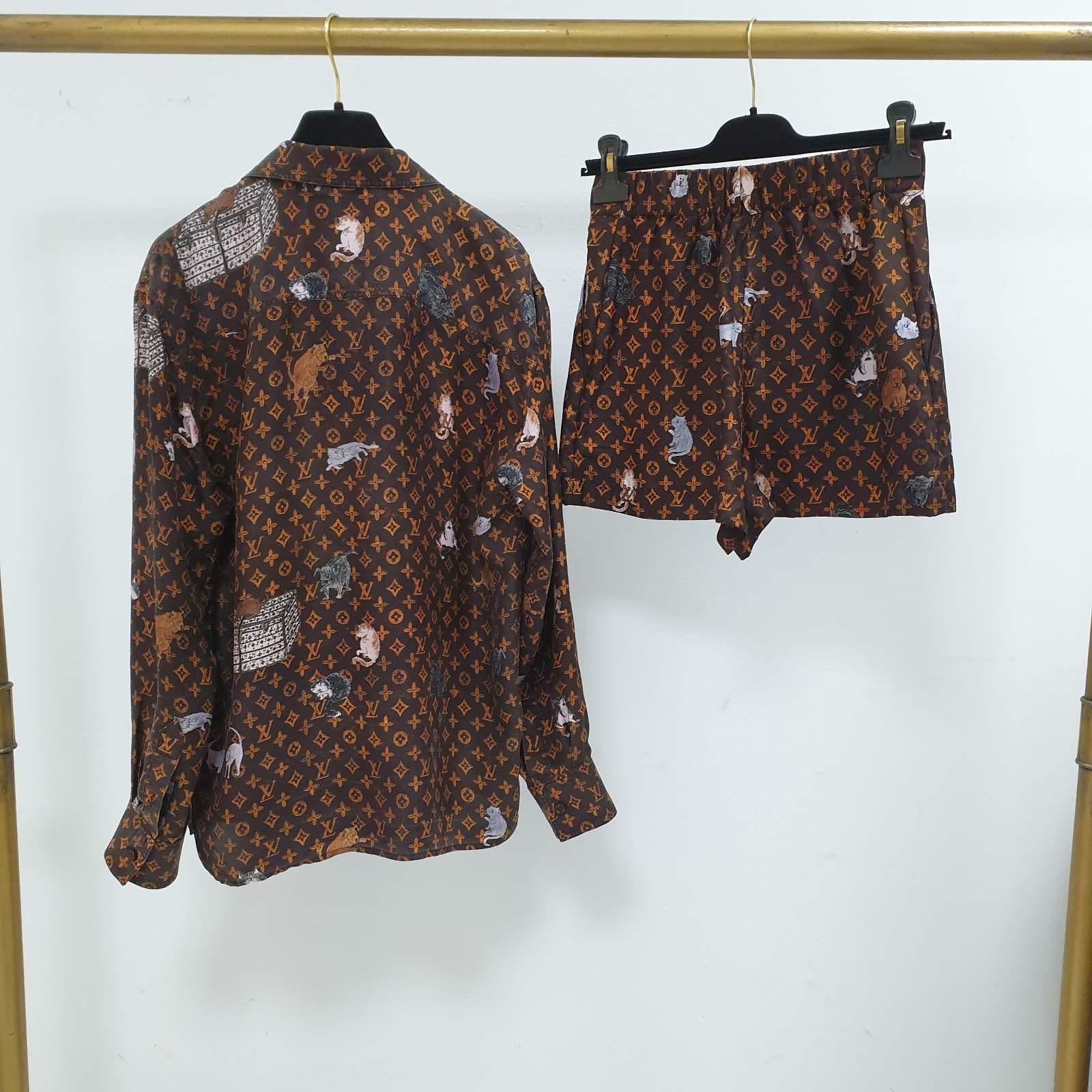 Louis Vuitton Grace Coddington Pet  Shorts Suit  In Excellent Condition In Krakow, PL