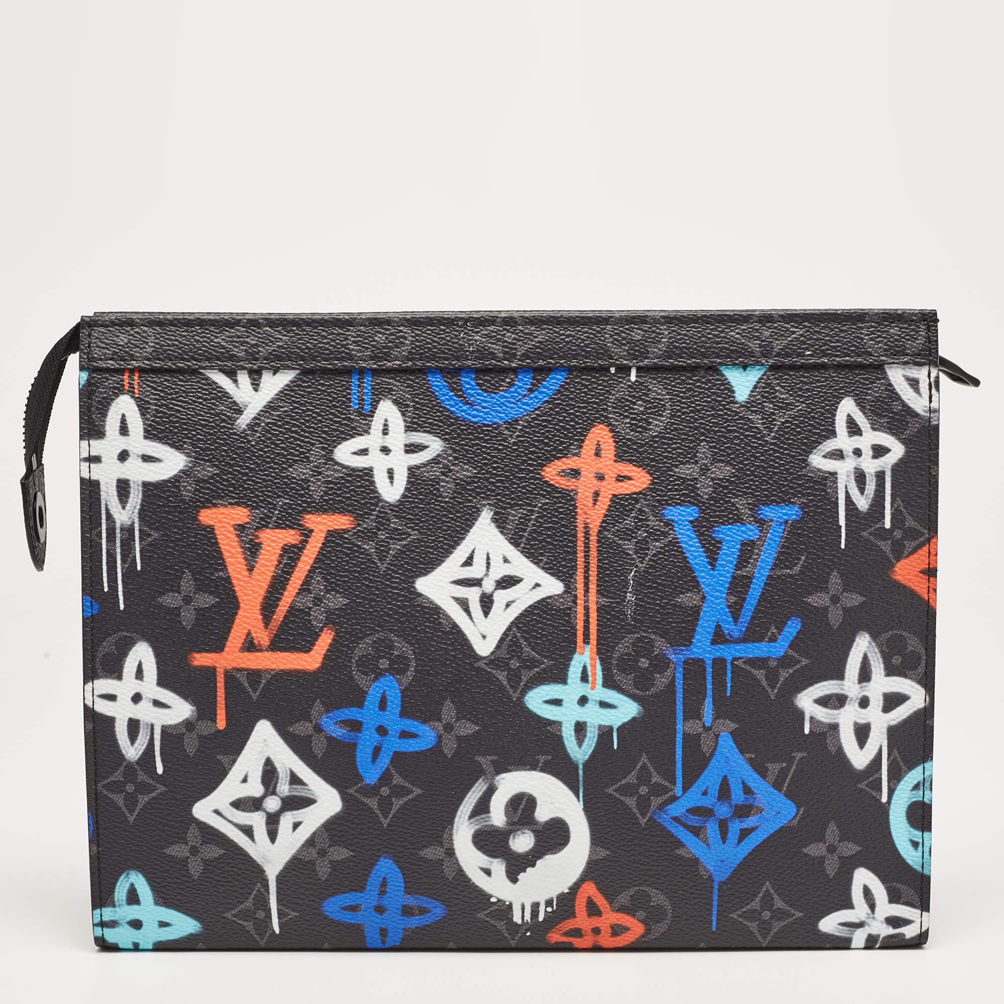 Indulge in luxury with this LV Pochette Voyage MM. Meticulously crafted from premium materials, it combines exquisite design, impeccable craftsmanship, and timeless elegance. Elevate your style with this fashion accessory.

