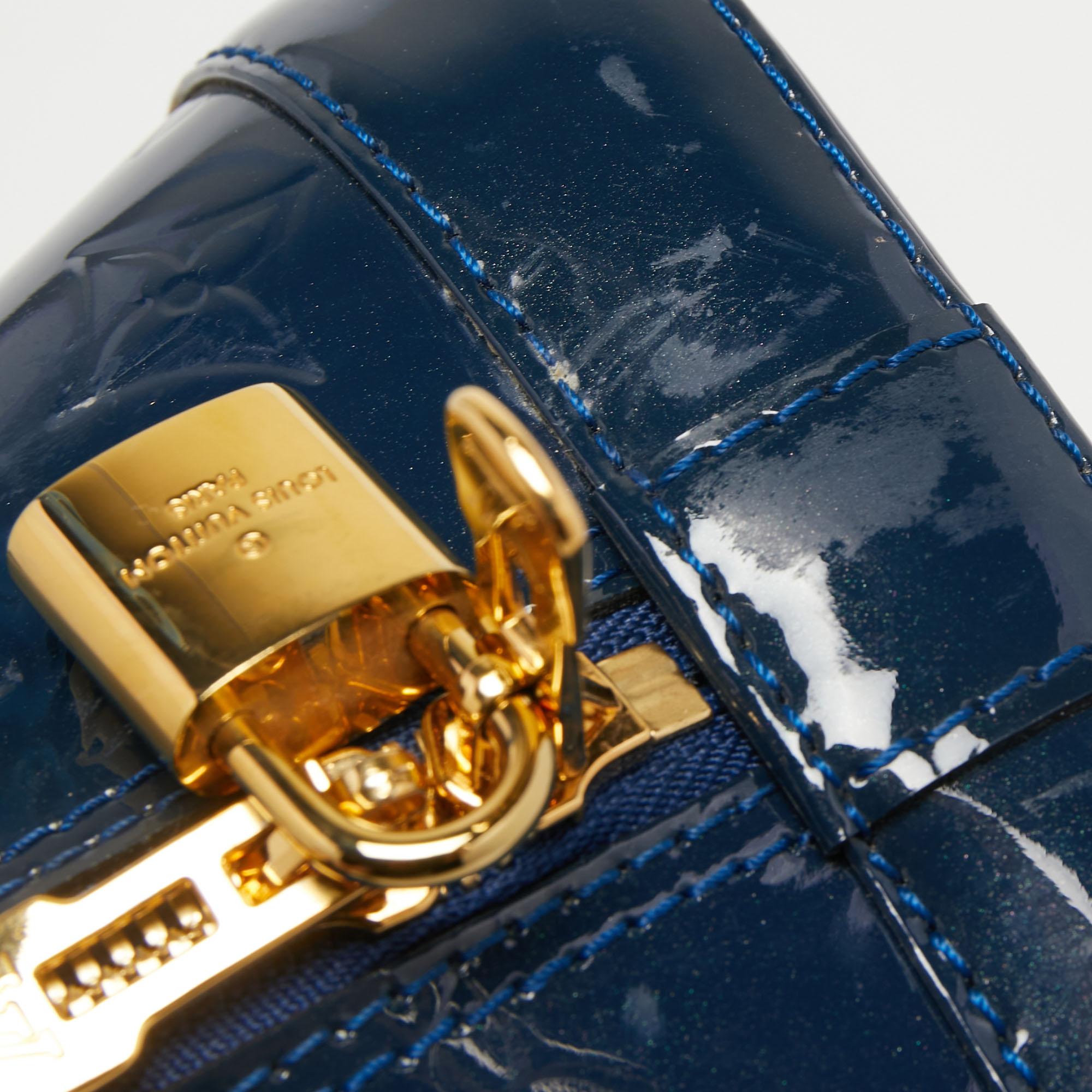 Louis Vuitton Grand Blue Monogram Vernis Alma PM Bag In Good Condition In Dubai, Al Qouz 2