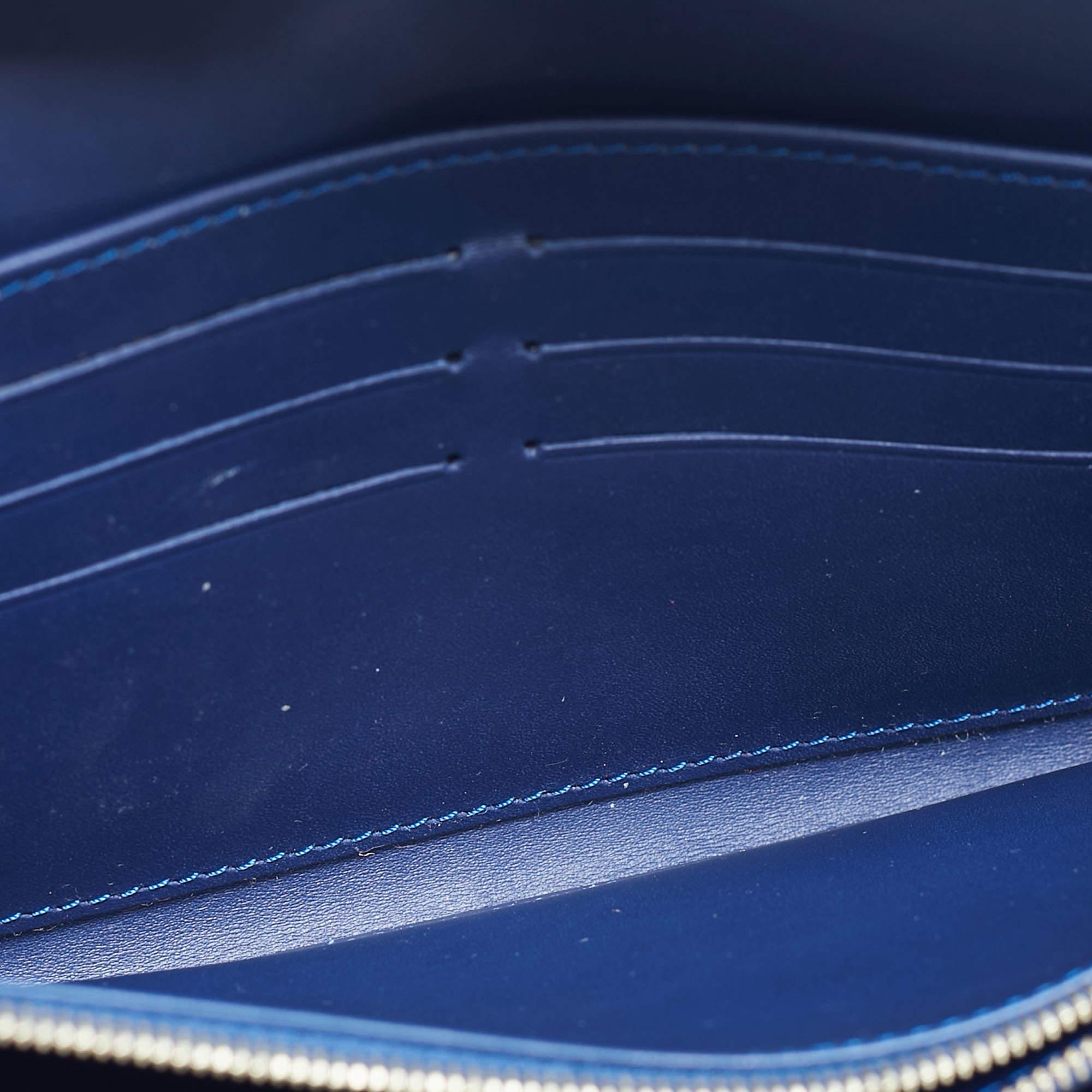 Louis Vuitton Großblaue Monogrammierte Vernis Sarah Brieftasche mit Monogramm im Angebot 11