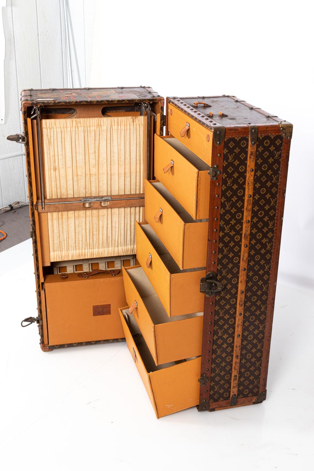 Early 20th Century Louis Vuitton Grand Wardrobe, circa 1910 For Sale