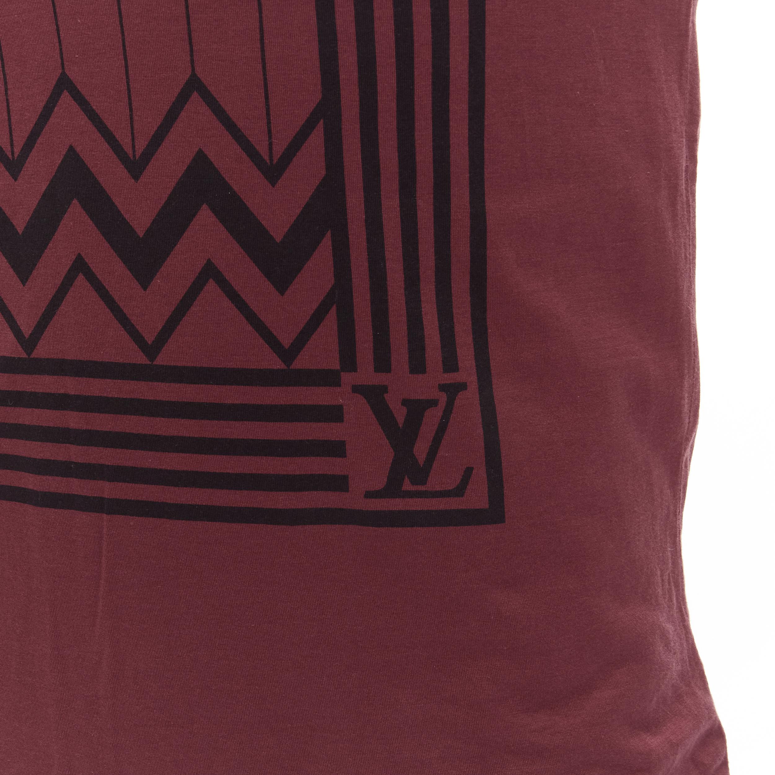LOUIS VUITTON graphic print navy blue burgundy red bi-color patchwork tshirt XS 
Reference: INYG/A00011 
Brand: Louis Vuitton 
Material: Cotton 
Color: Navy 
Pattern: Solid 
Extra Detail: Graphic print. Horizontal patched seam. 
Estimated Retail