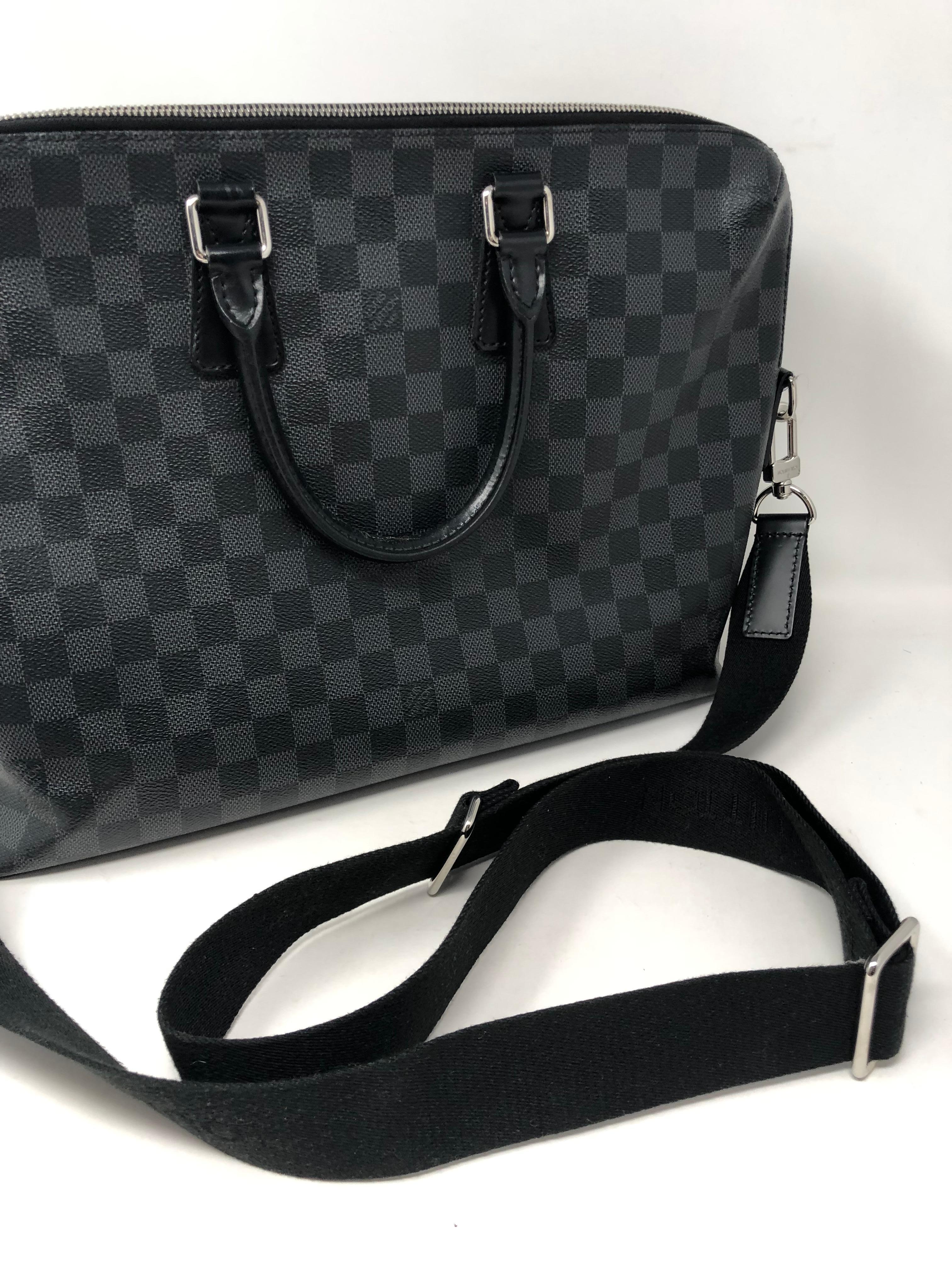 Louis Vuitton Graphite Messenger Bag 4