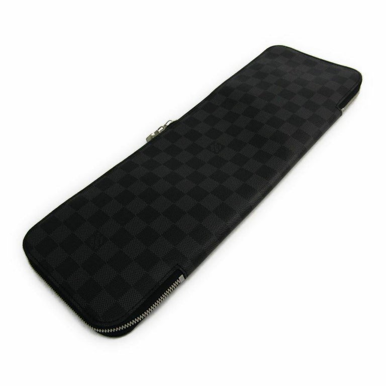 Louis Vuitton Gray Canvas Men&#39;s Travel Vanity Accessory Tie Storage Case Bag For Sale at 1stdibs