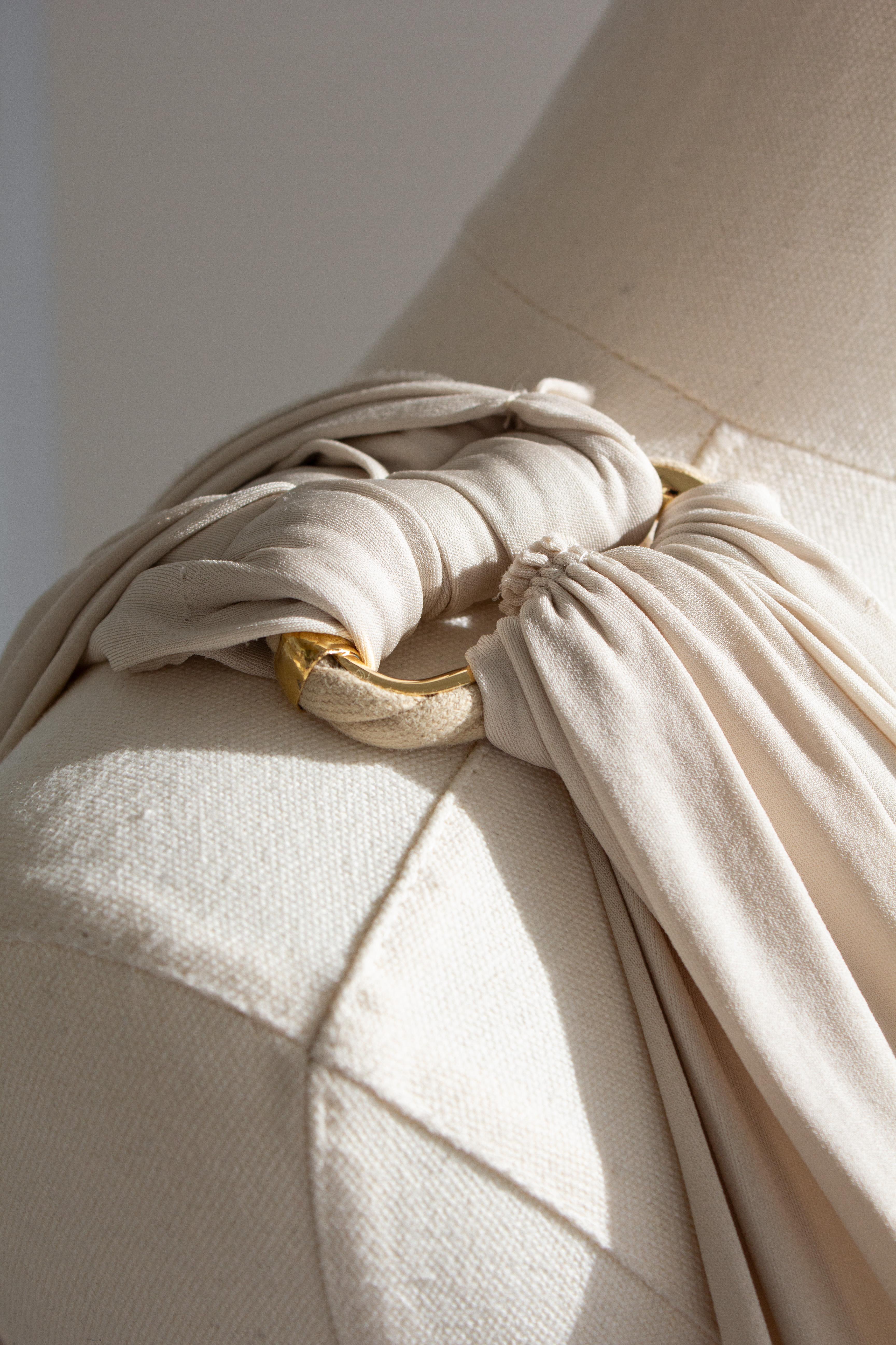 Louis Vuitton Grecian Haferflocken Beige plissiertes Abendkleid im Angebot 7