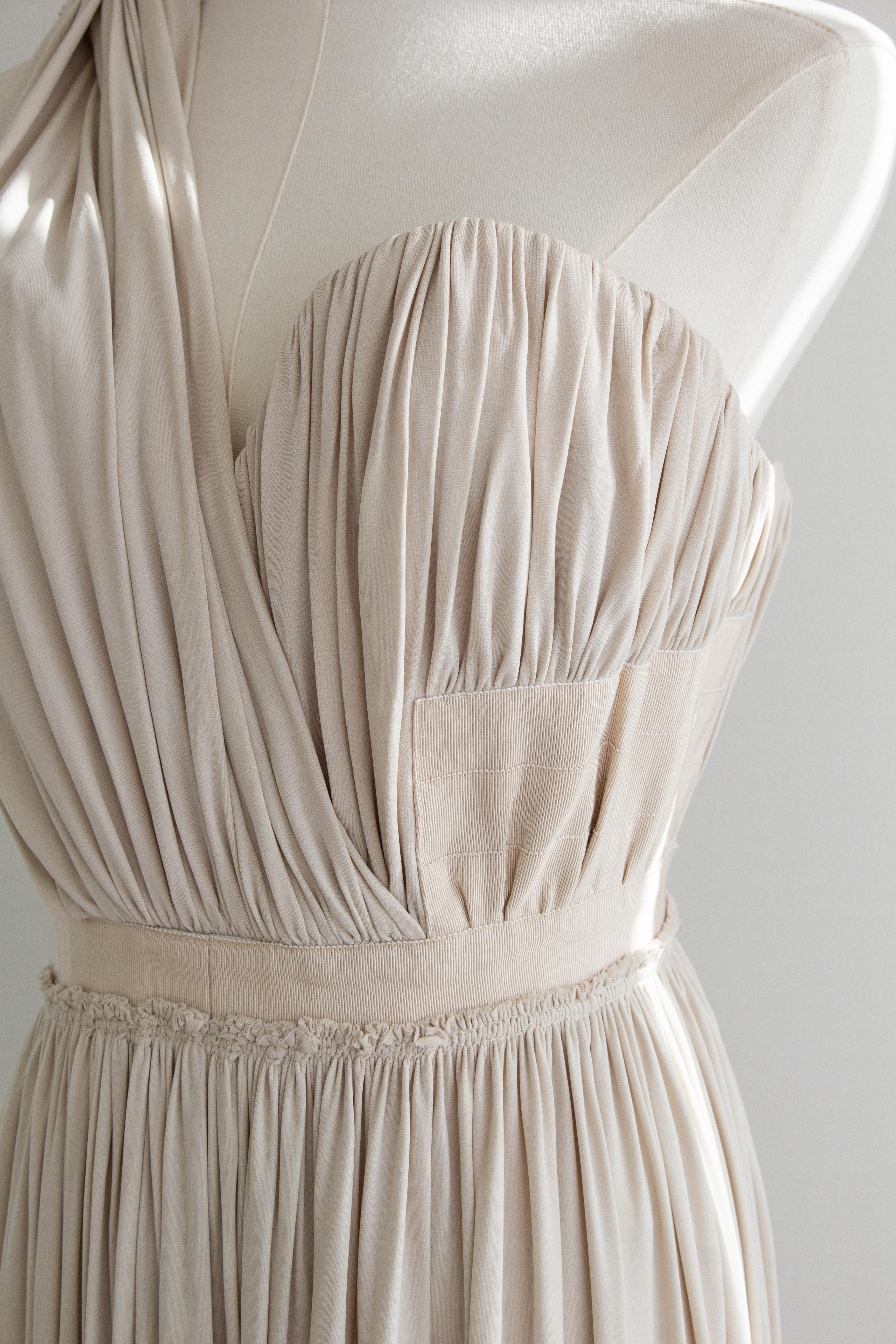 Louis Vuitton Grecian Haferflocken Beige plissiertes Abendkleid Damen im Angebot