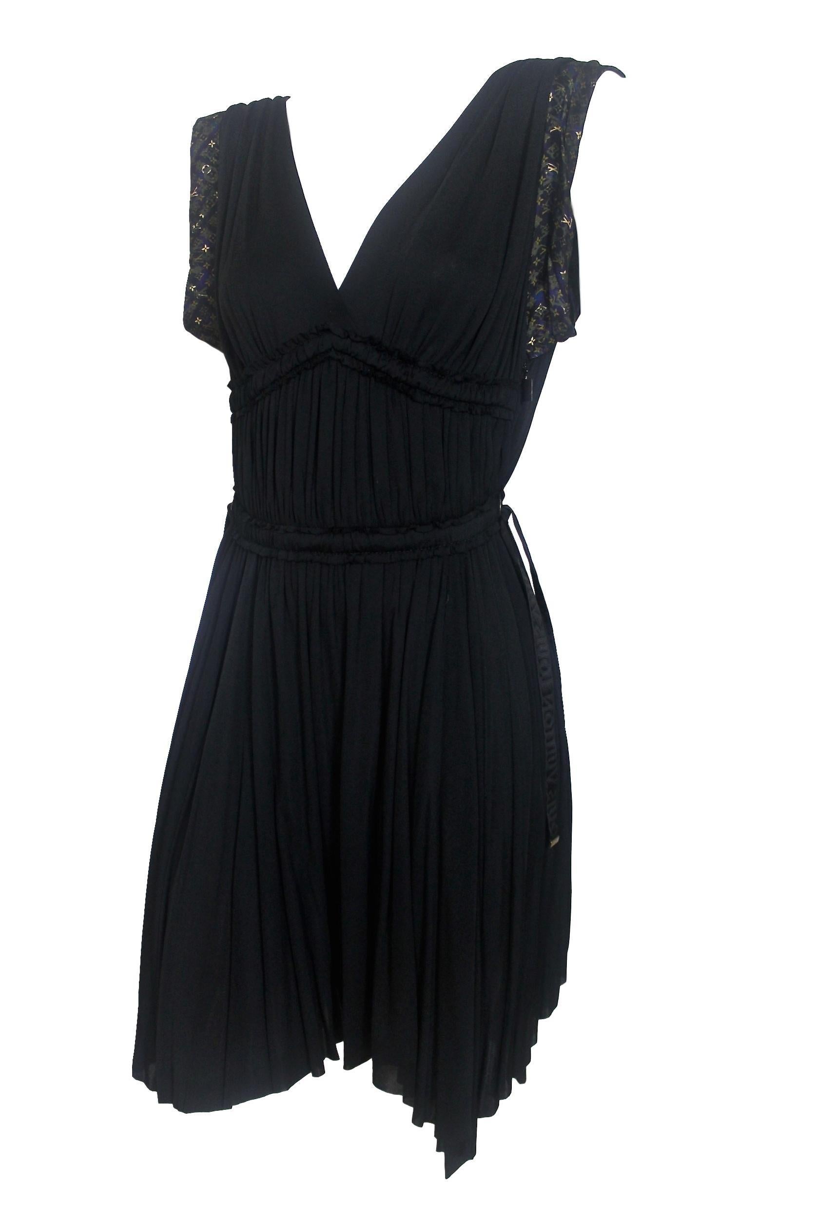 Louis Vuitton Grecian Style Dress In Good Condition For Sale In Bath, GB