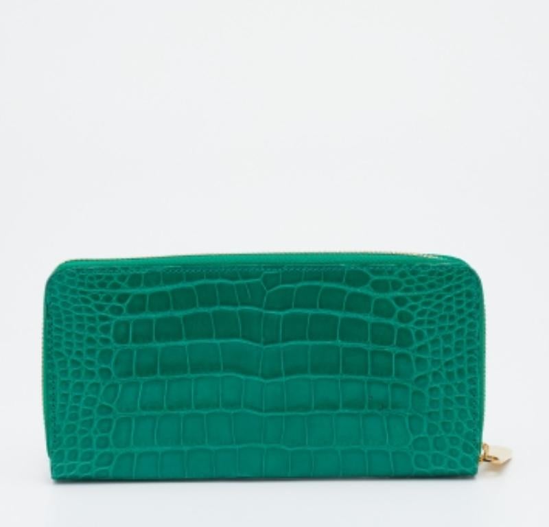 Louis Vuitton Green Alligator Leather Zippy Wallet For Sale 2