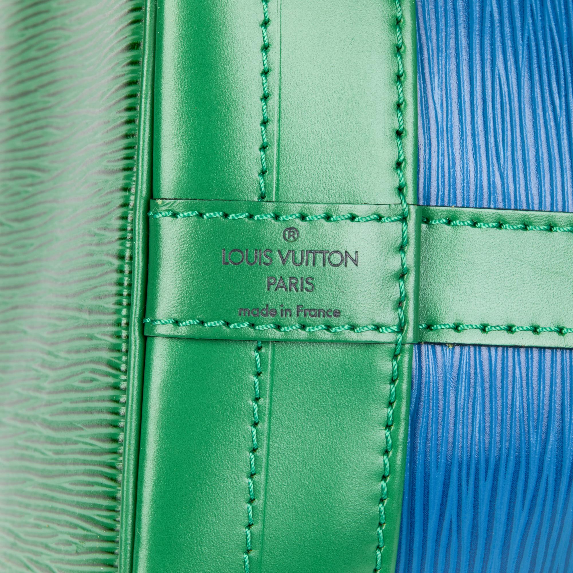 LOUIS VUITTON Green & Blue Epi Leather Vintage Noé 5