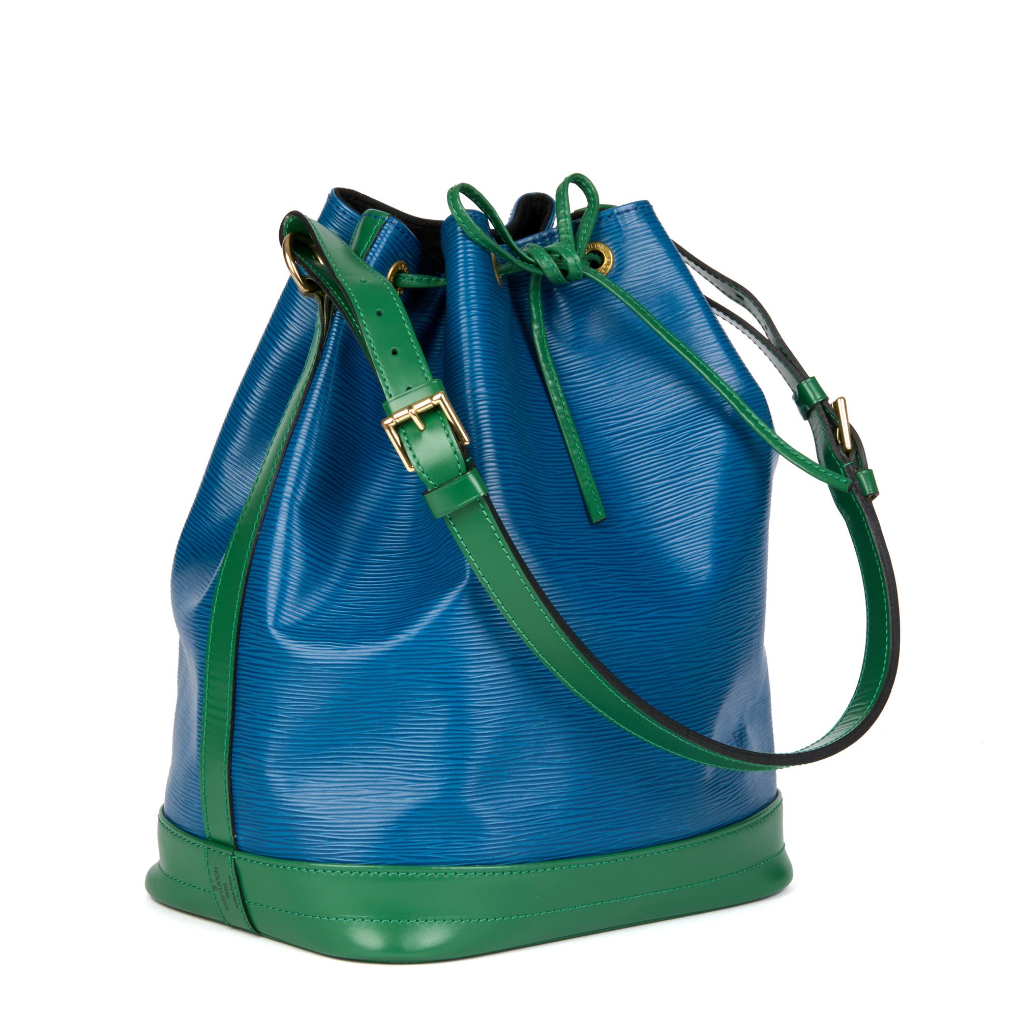 LOUIS VUITTON
Green & Blue Epi Leather Vintage Noé

Xupes Reference: HB4457
Serial Number: VI 0963
Age (Circa): 1993
Authenticity Details: Date Stamp (Made in France) 
Gender: Ladies
Type: Shoulder

Colour: Green, Blue
Hardware: Golden