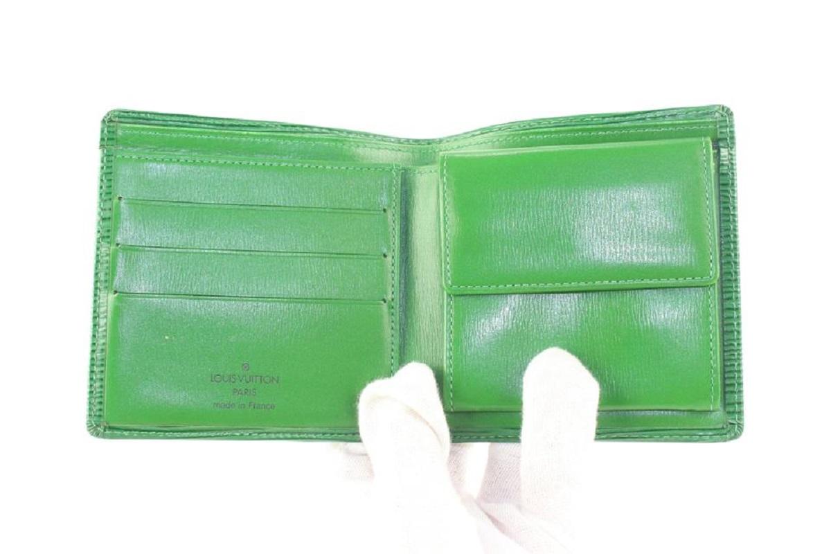 lv green wallet