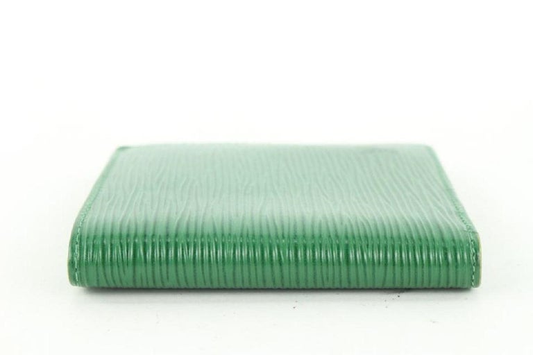 Louis Vuitton Green Epi Leather Borneo Men's Bifold Wallet Slender Multiple