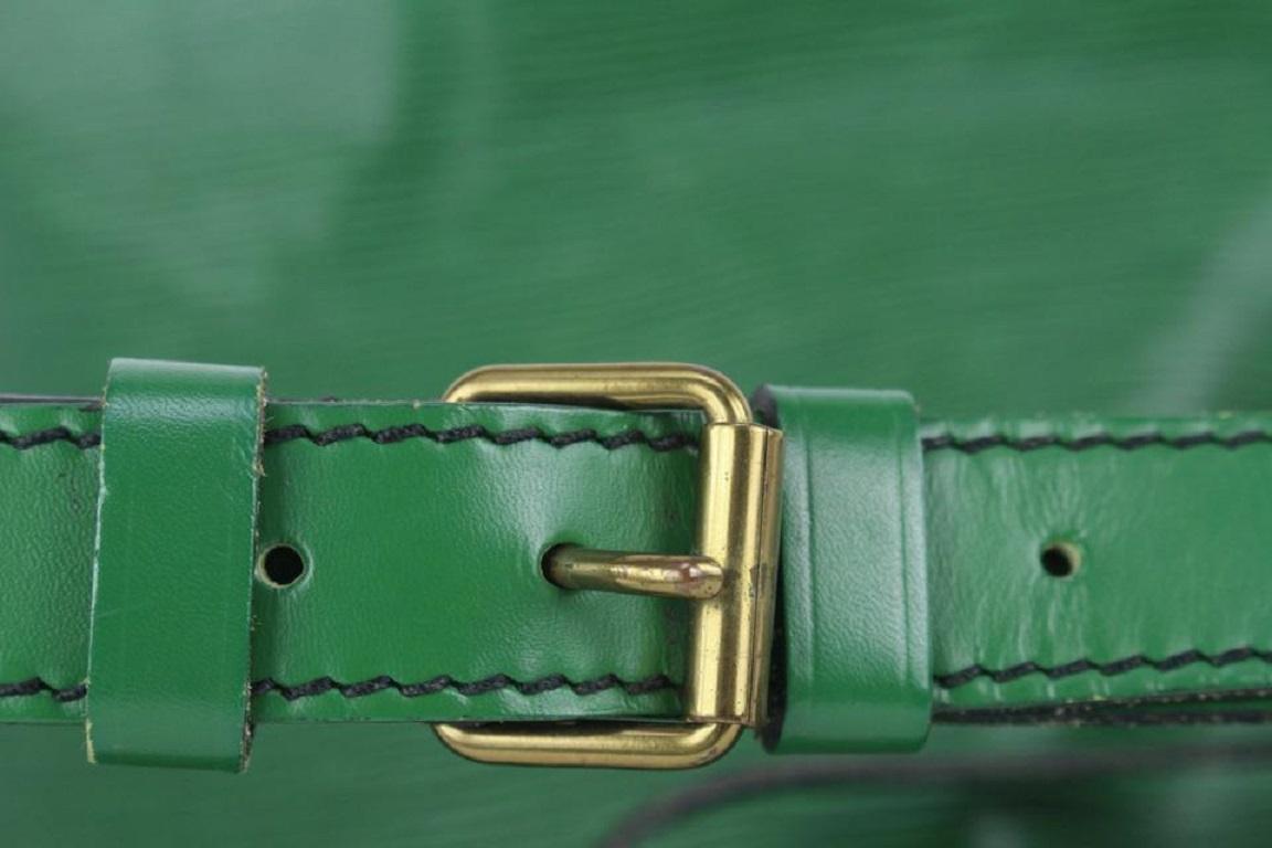 Louis Vuitton Green Epi Leather Borneo Petit Noe Drawstring Bucket Hobo 820lv82 For Sale 4