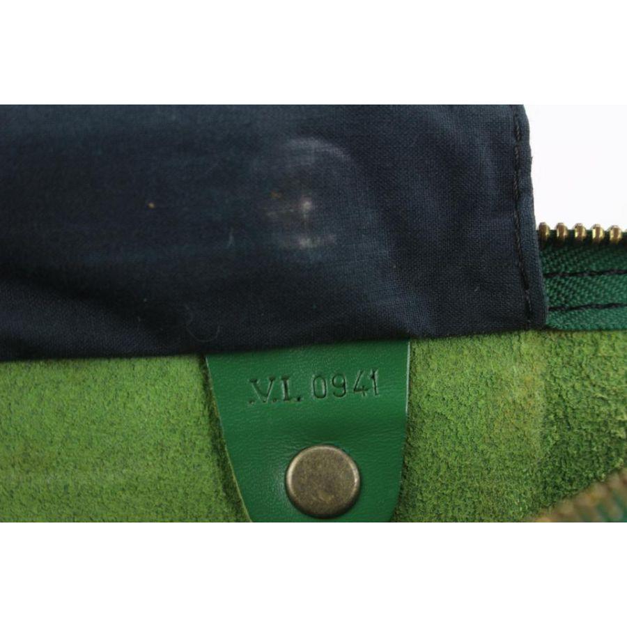 Louis Vuitton Green Epi Leather Borneo Speedy 35 Boston Bag  820lv99 In Good Condition In Dix hills, NY