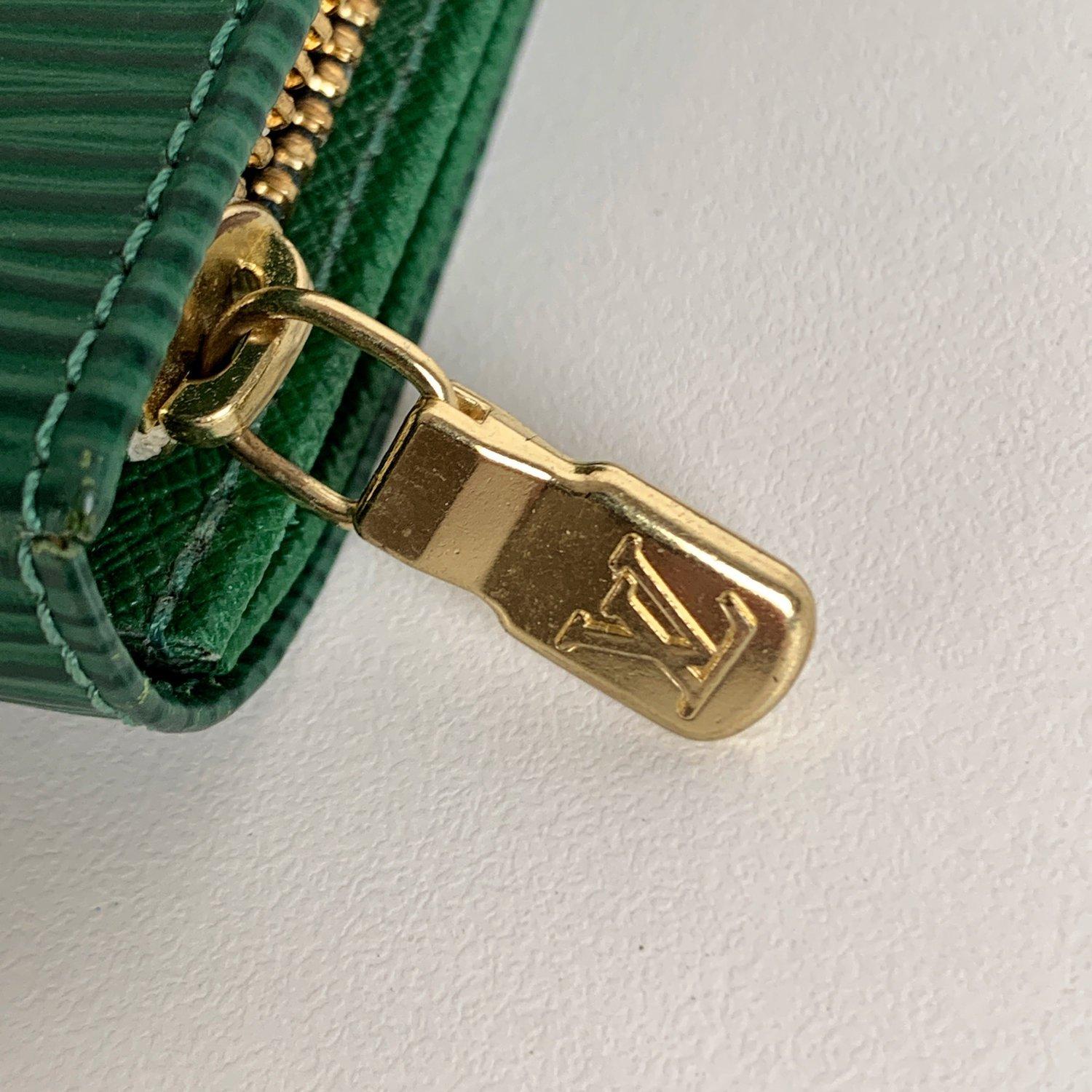 Louis Vuitton Green Epi Leather Porte-Monnaie Tresor Wallet 2