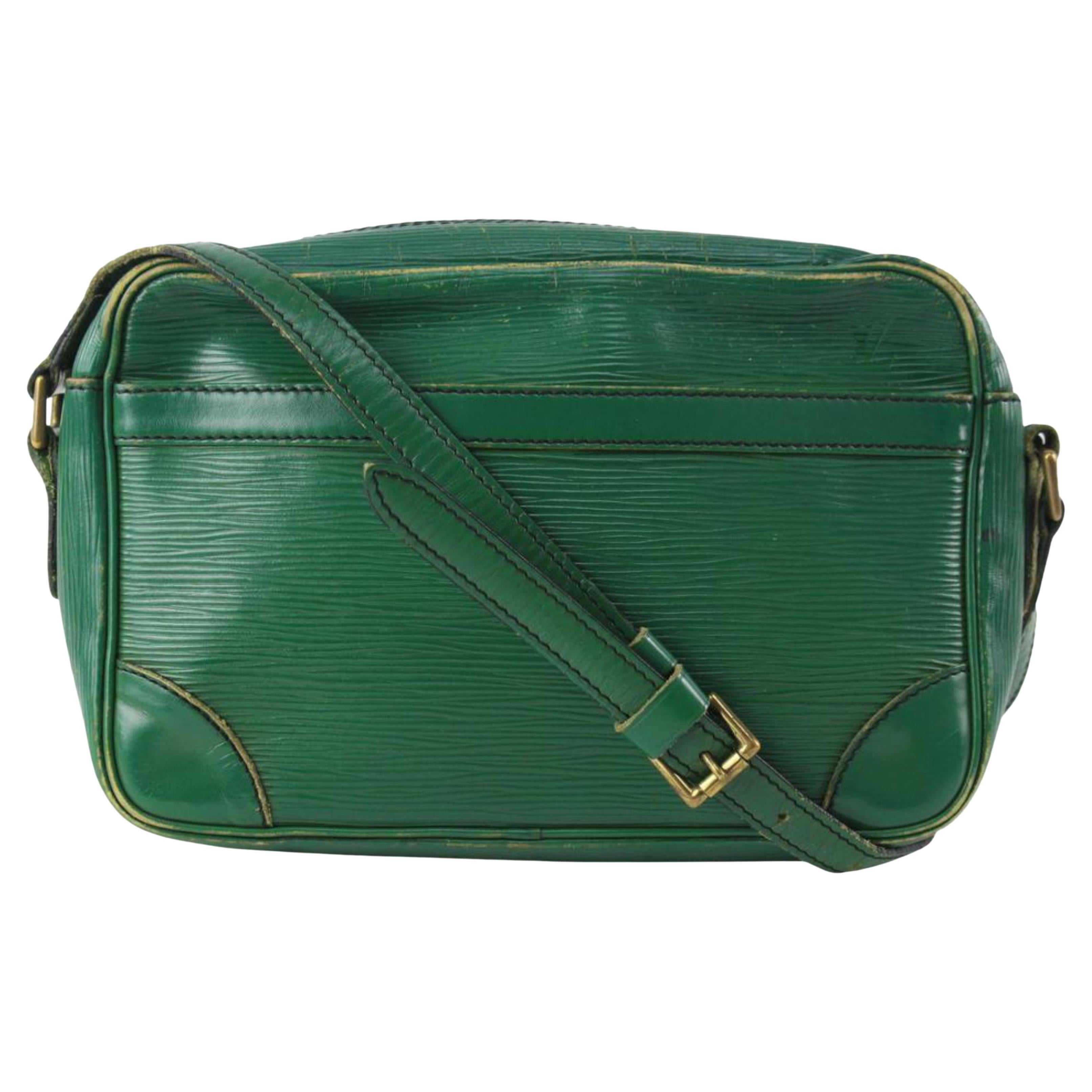 Louis Vuitton Green Epi Leather Trocadero Crossbody Bag 2LV1015