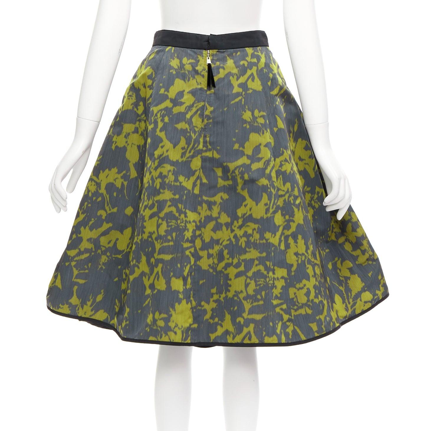 Women's LOUIS VUITTON green floral jacquard velvet trim LV zip flared skirt For Sale