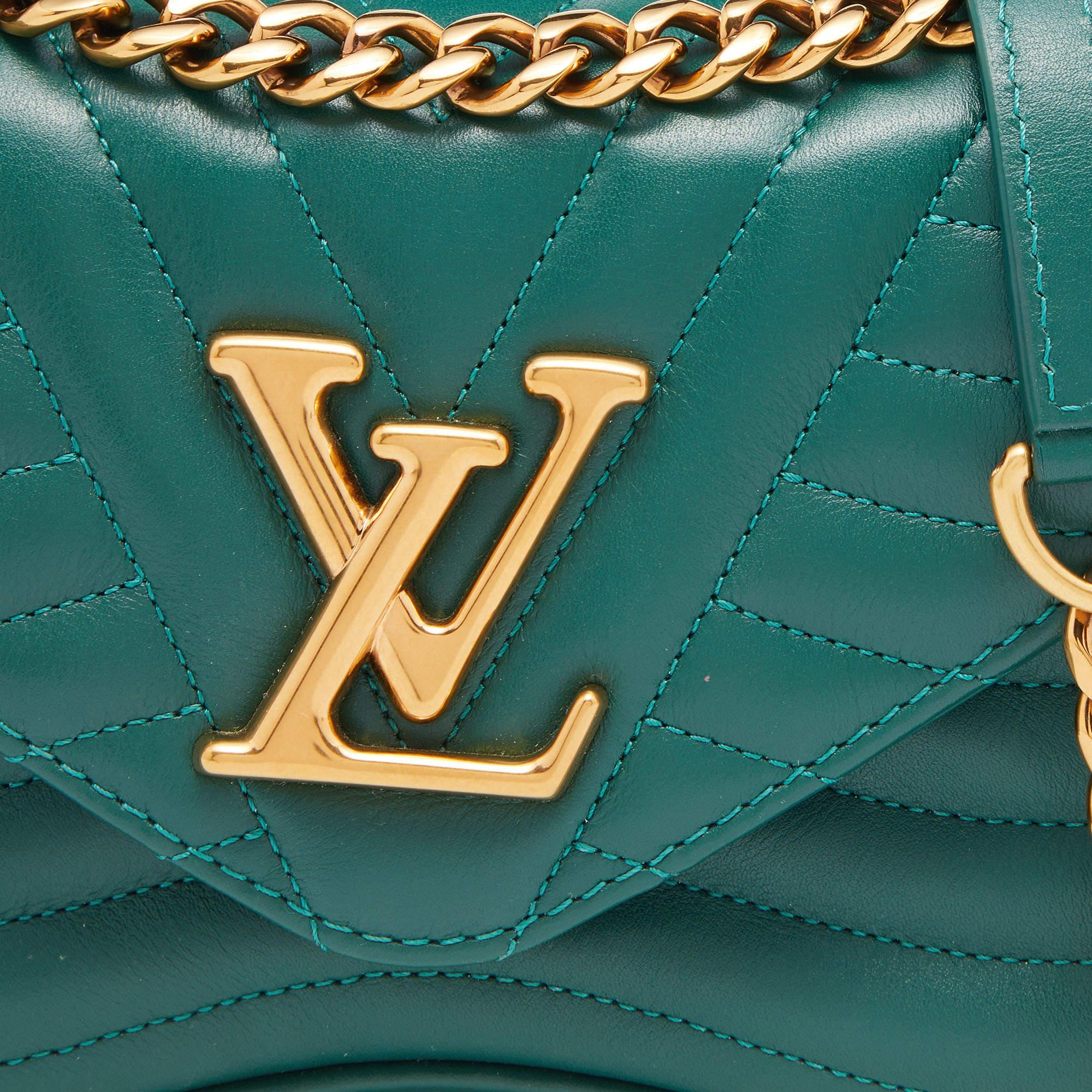 Louis Vuitton Green Leather New Wave Chain PM Bag 6