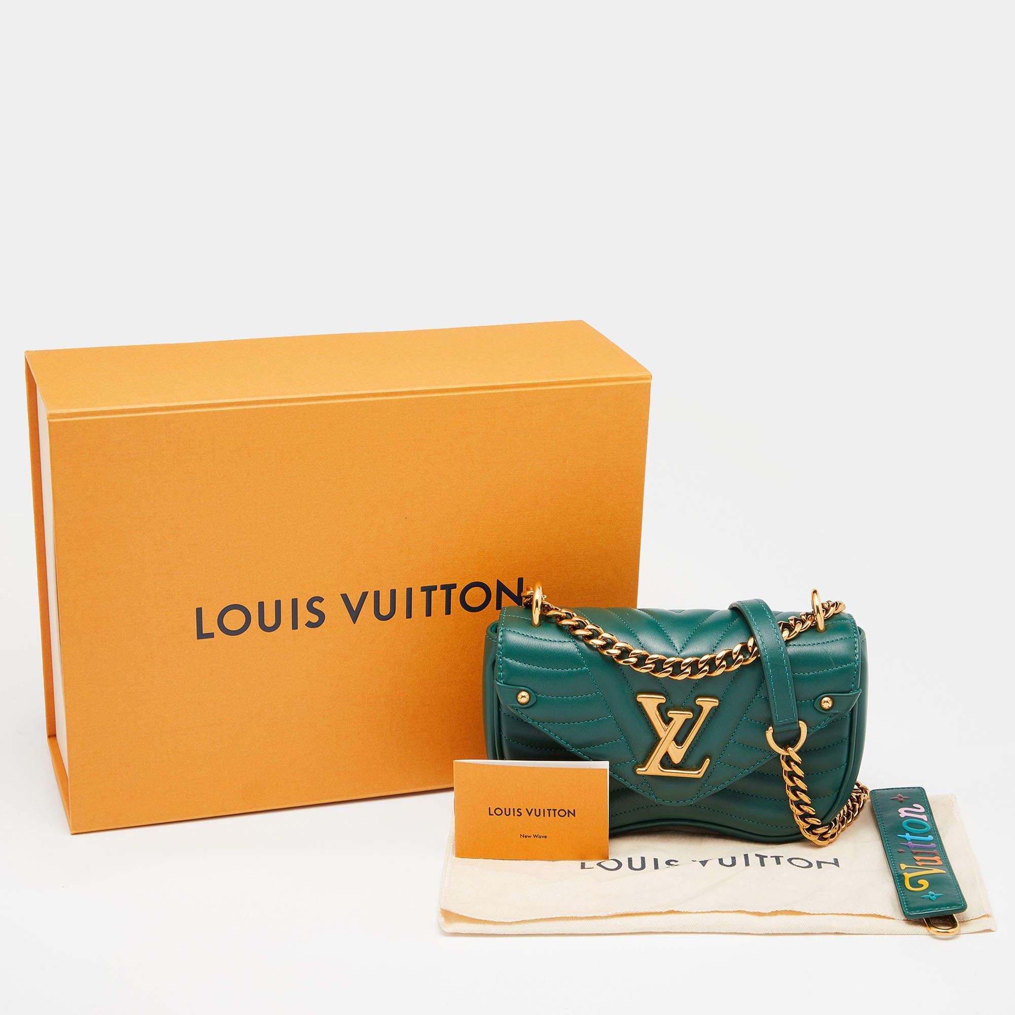 Louis Vuitton Green Leather New Wave Chain PM Bag 10