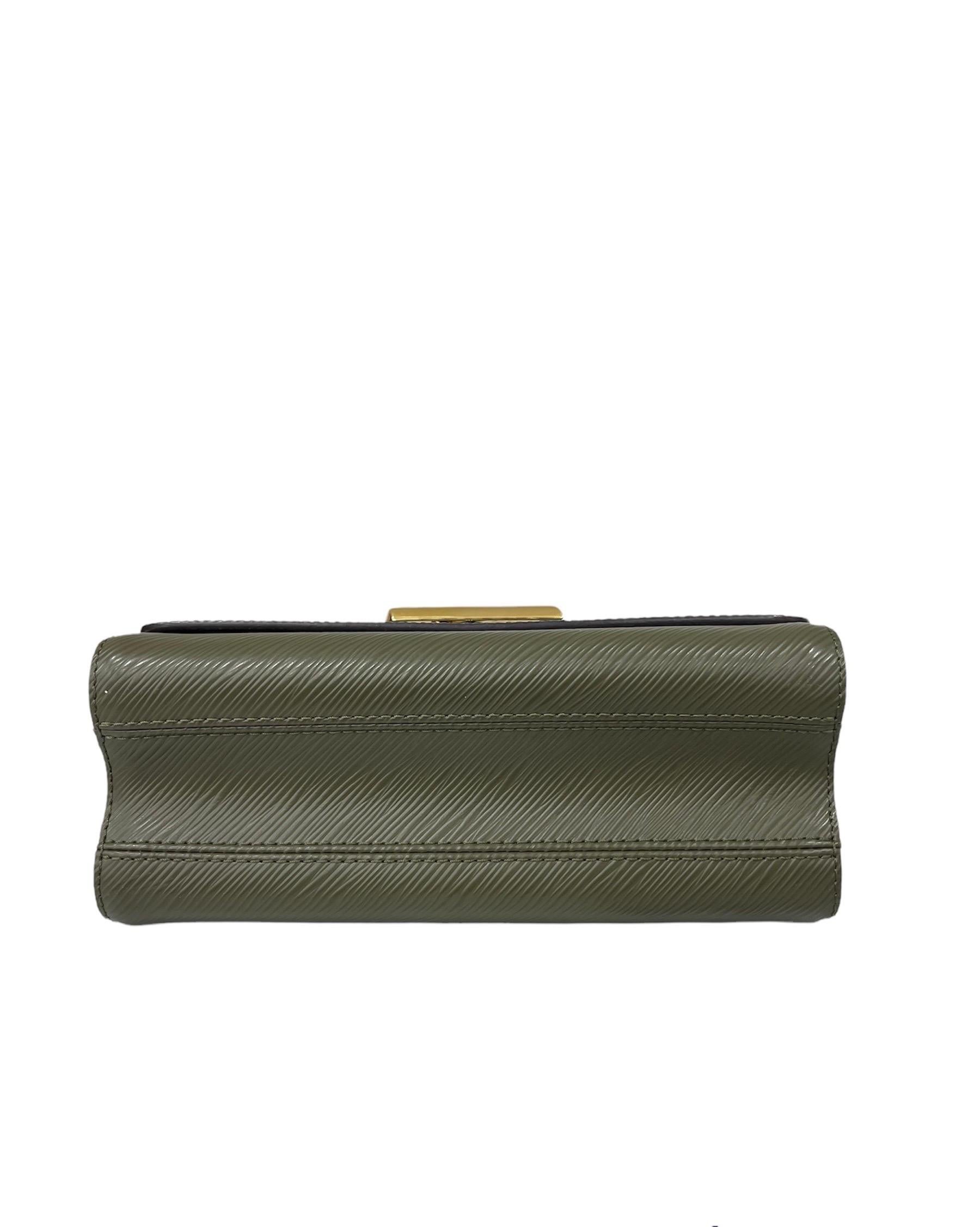 Grüne Leder-Twist-Tasche von Louis Vuitton im Zustand „Hervorragend“ in Torre Del Greco, IT