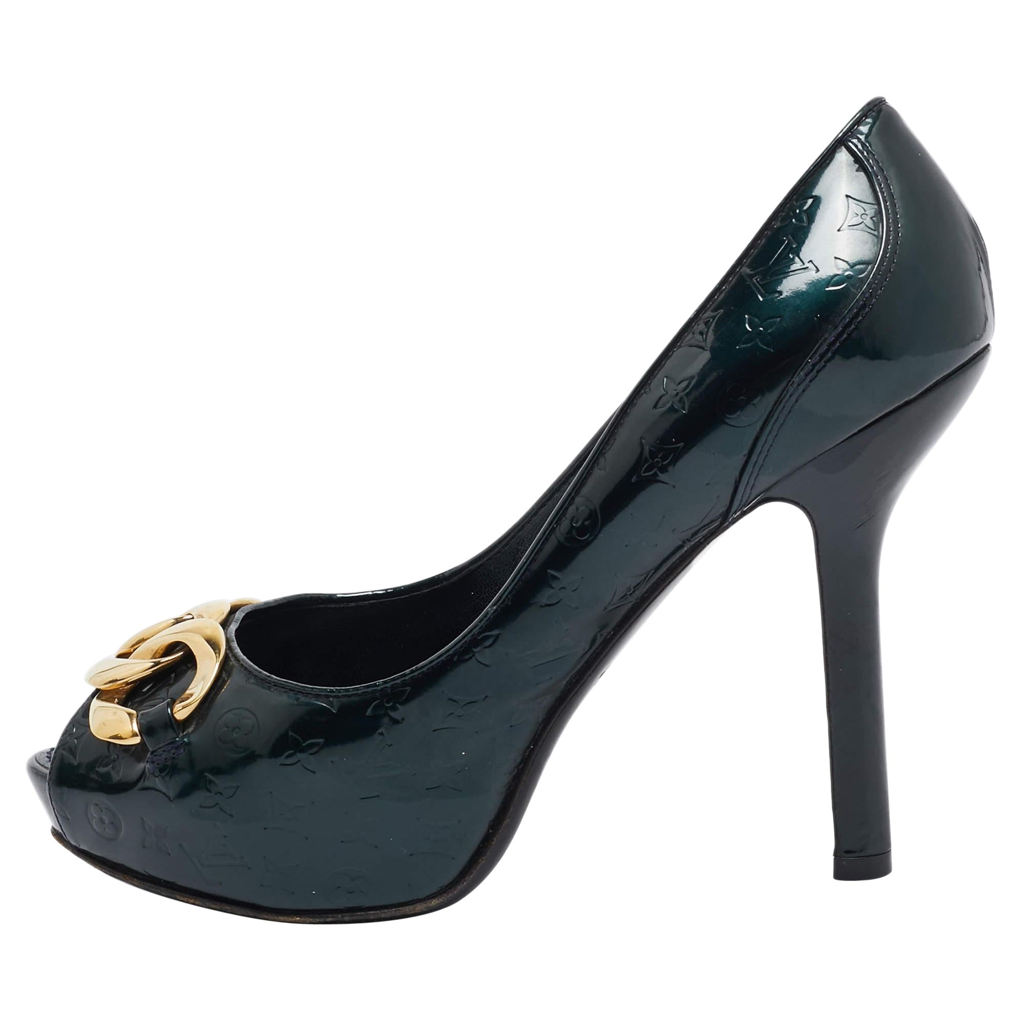 Louis Vuitton Green Monogram Patent Chain Detail Peep Toe Pumps Size 38 For Sale