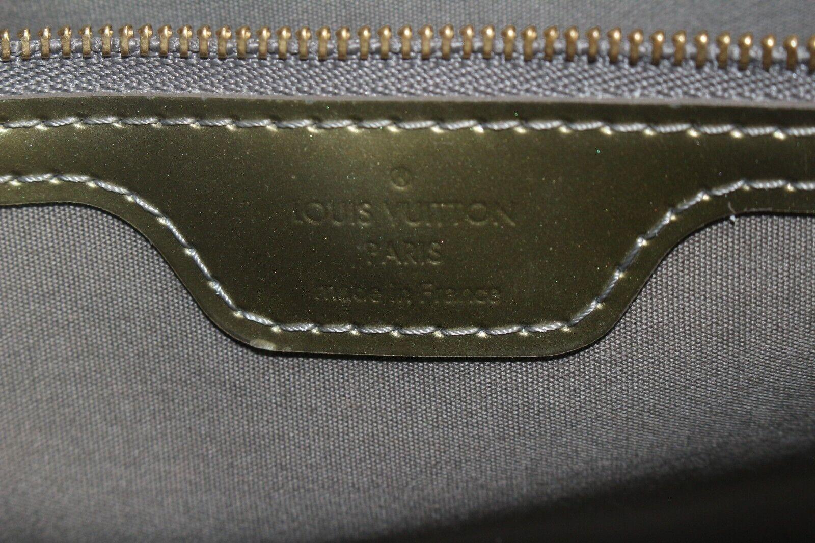 Louis Vuitton Green Monogram Vernis Wilshire Tote PM 2LVS105K For Sale 6