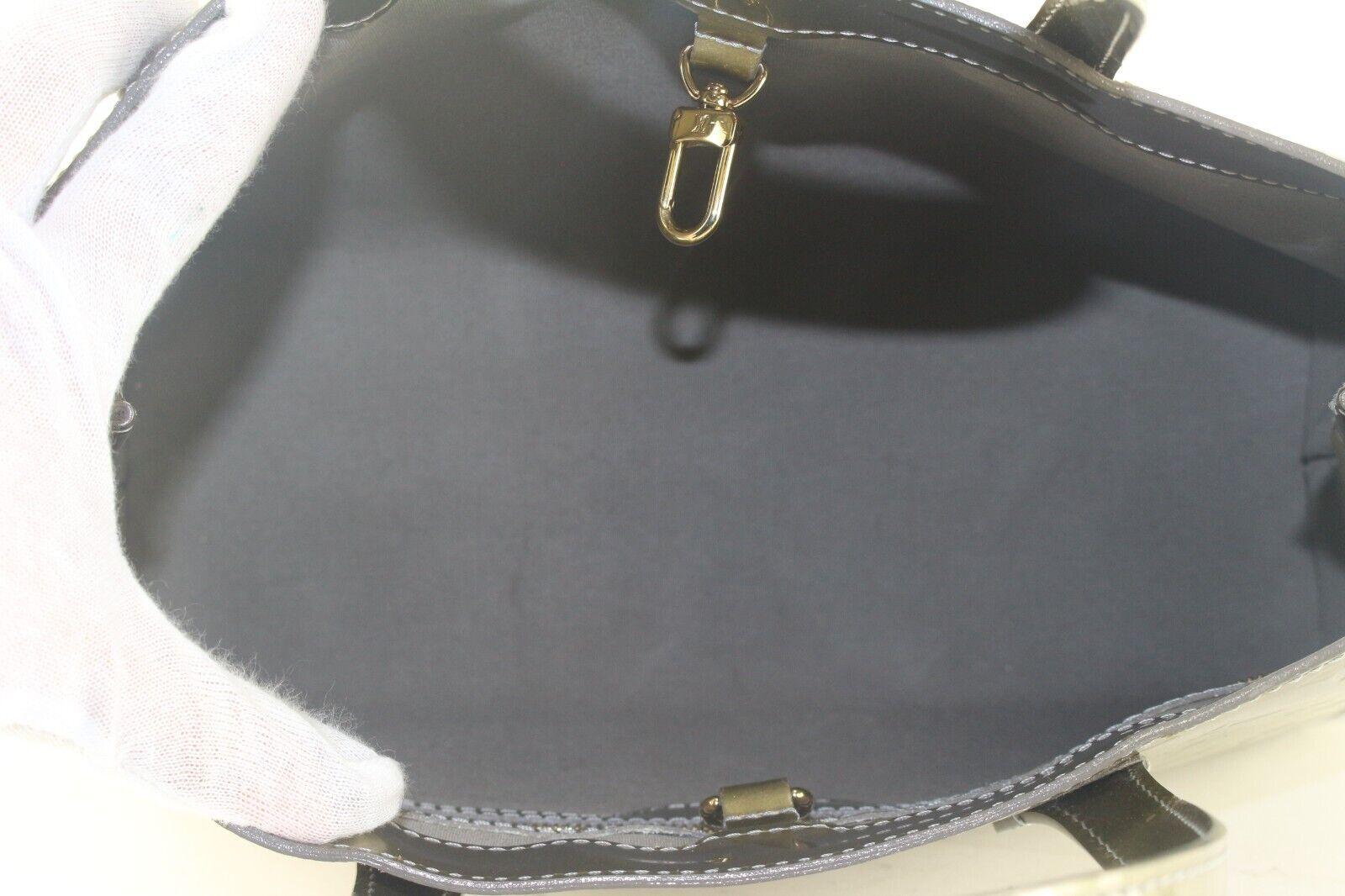 Women's Louis Vuitton Green Monogram Vernis Wilshire Tote PM 2LVS105K