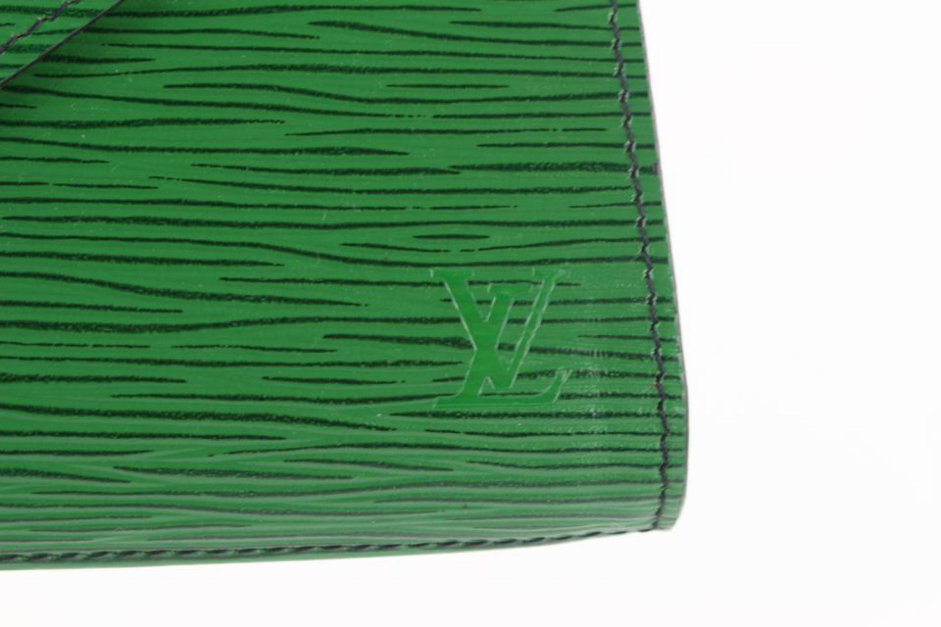Louis Vuitton Green Pochette Clutch Epi Borneo Art Deco Envelope 18lz1106 Wallet For Sale 7