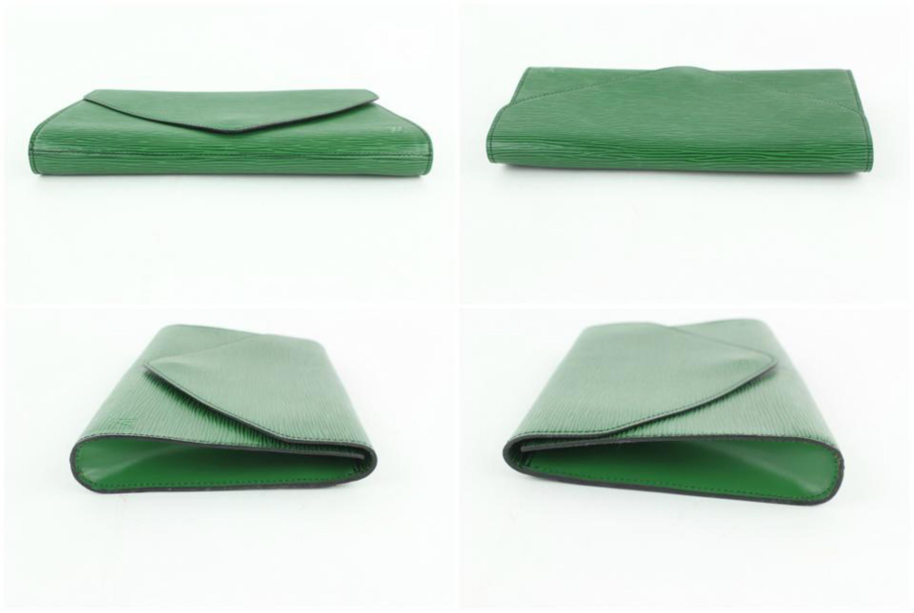 Louis Vuitton Green Pochette Clutch Epi Borneo Art Deco Envelope 18lz1106 Wallet For Sale 1