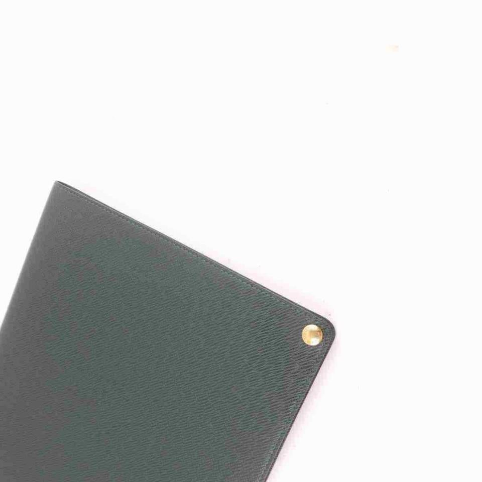 Women's Louis Vuitton Green Porte Anniversary Limited Documents Taiga Leather Folder 872 For Sale